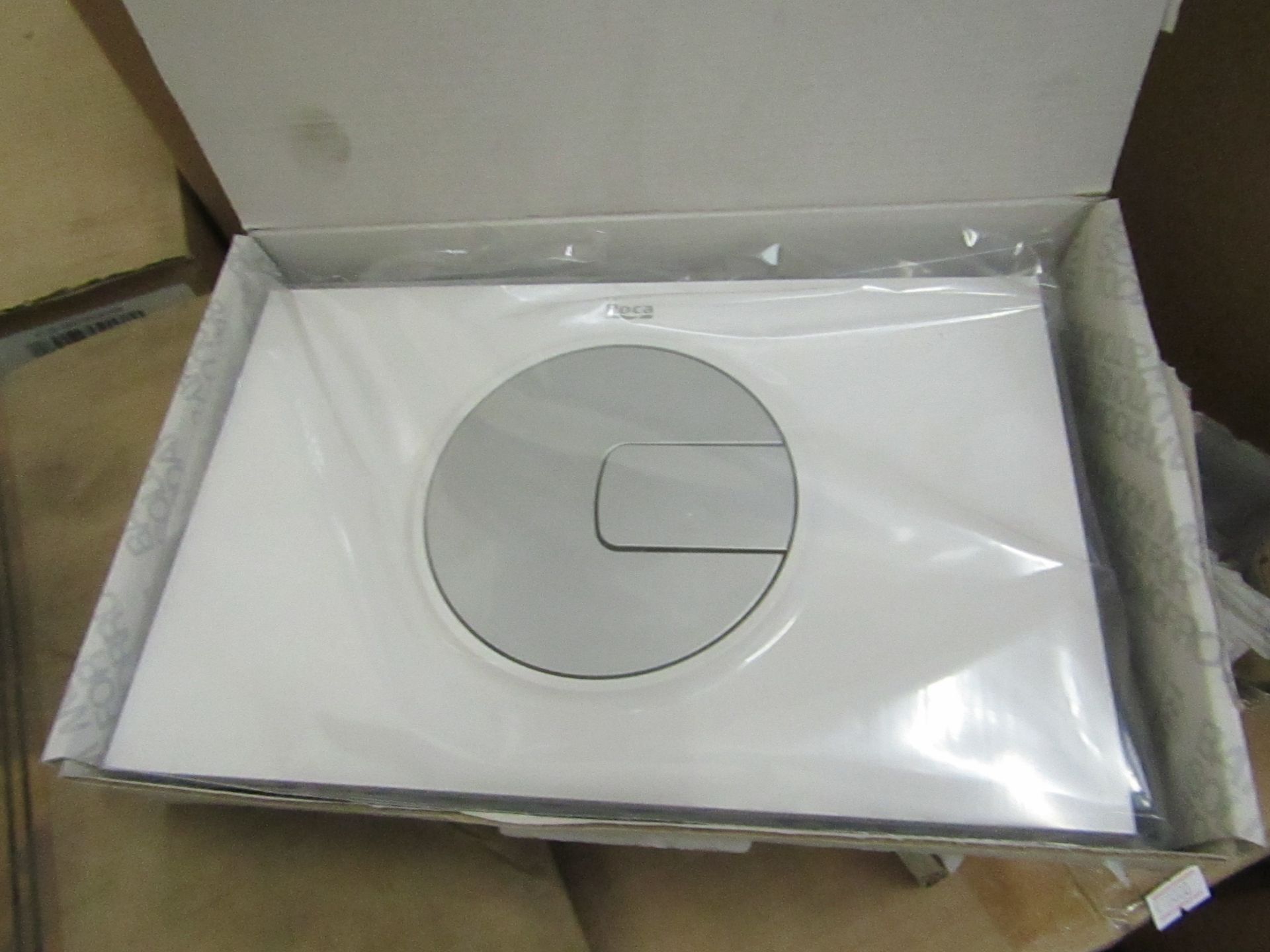 Roca PL4 Dual Combi Flush plate, new and boxed.