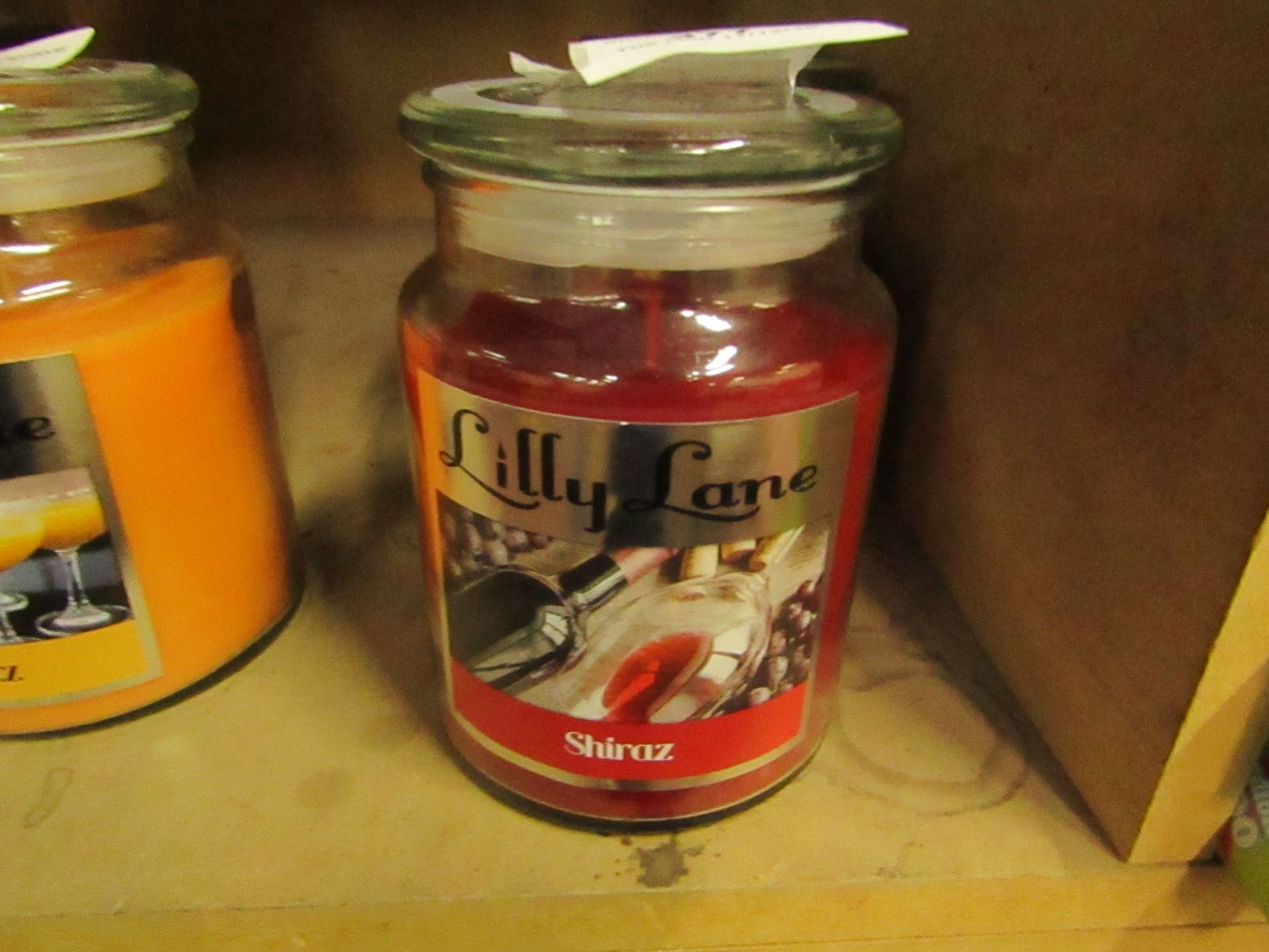 Lilly Lane Shiraz 16oz Candle in a glass jar. Smell Amazing! New