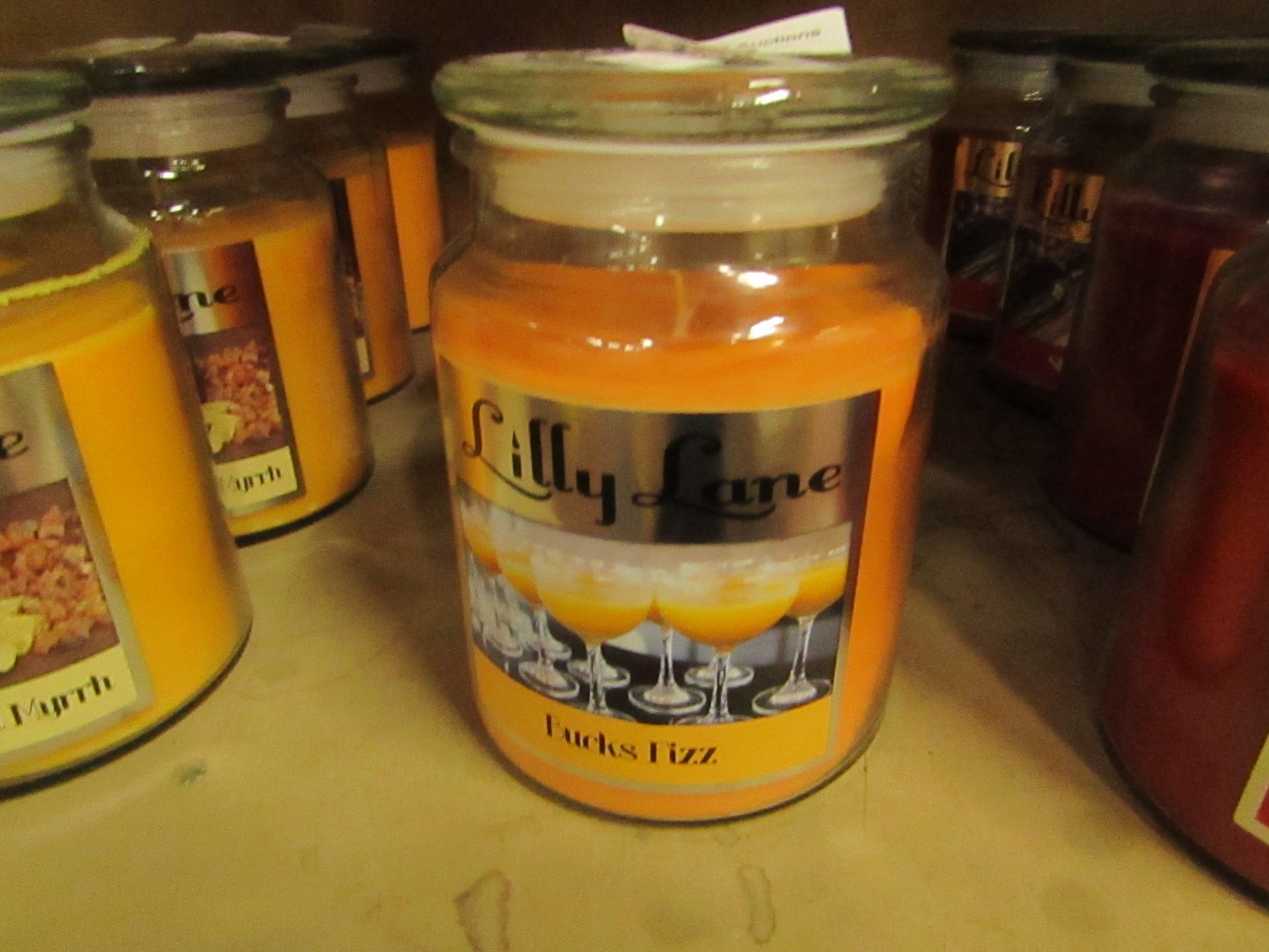 Lilly Lane Bucks Fizz 16oz Candle in a glass jar. Smell Amazing! New