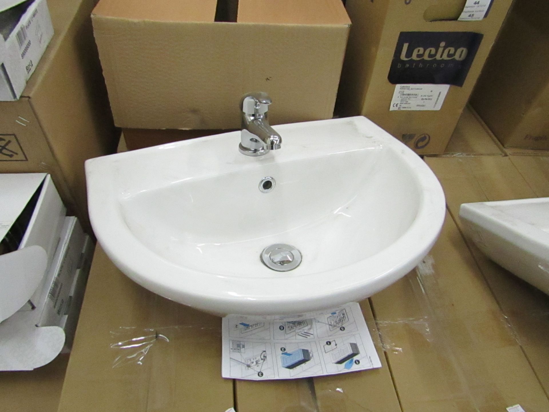 Lecico Senner 500mm 1 tap hole sink woth mono block mixer tap, new and boxed.