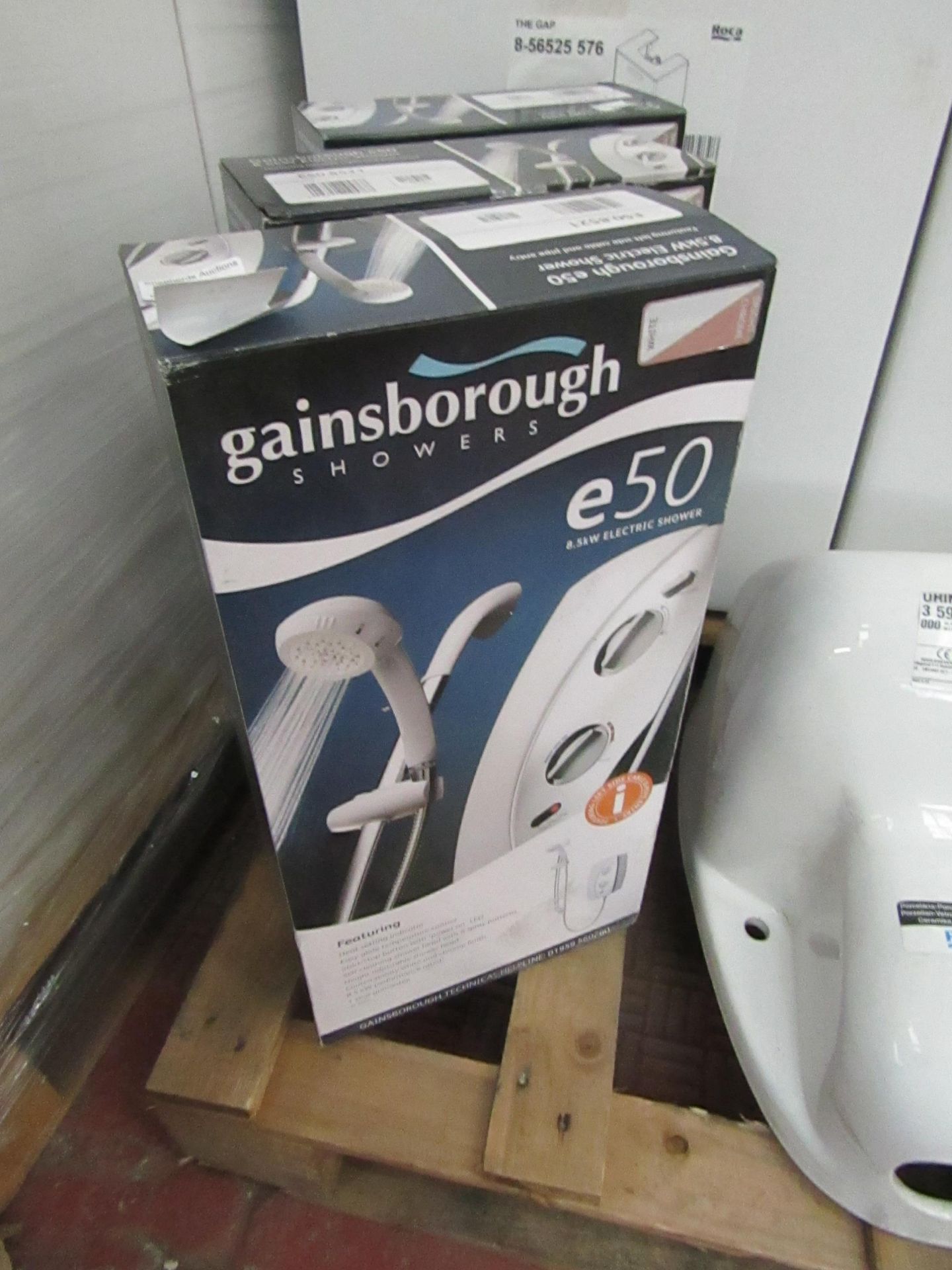 Gainsborough e50 8.5Kw electric shower, new and boxed.