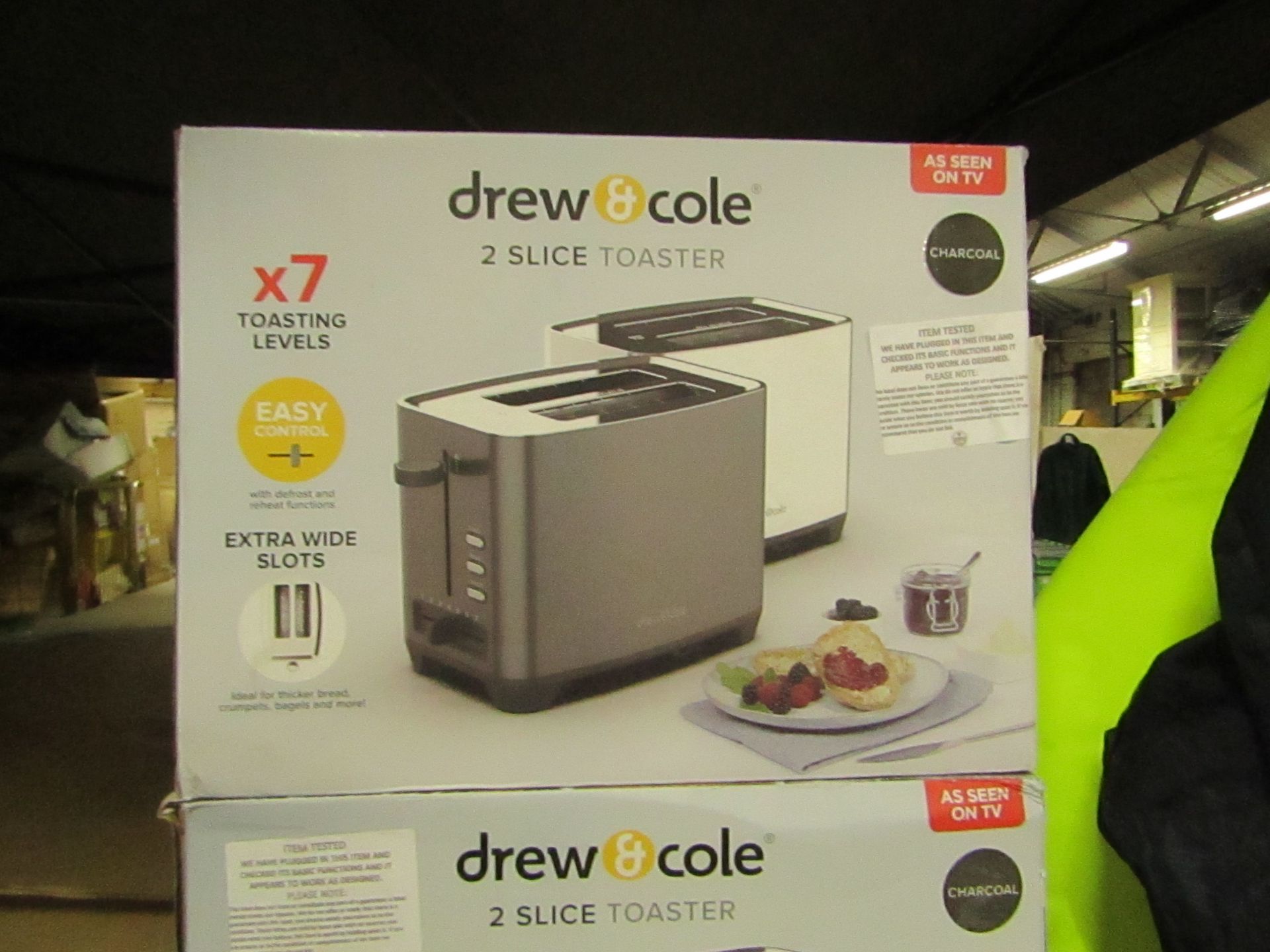 Drew and Cole Charcoal RedI Kettle Tested working and boxed | SKU C5060541513587 | RRP œ59.99 |