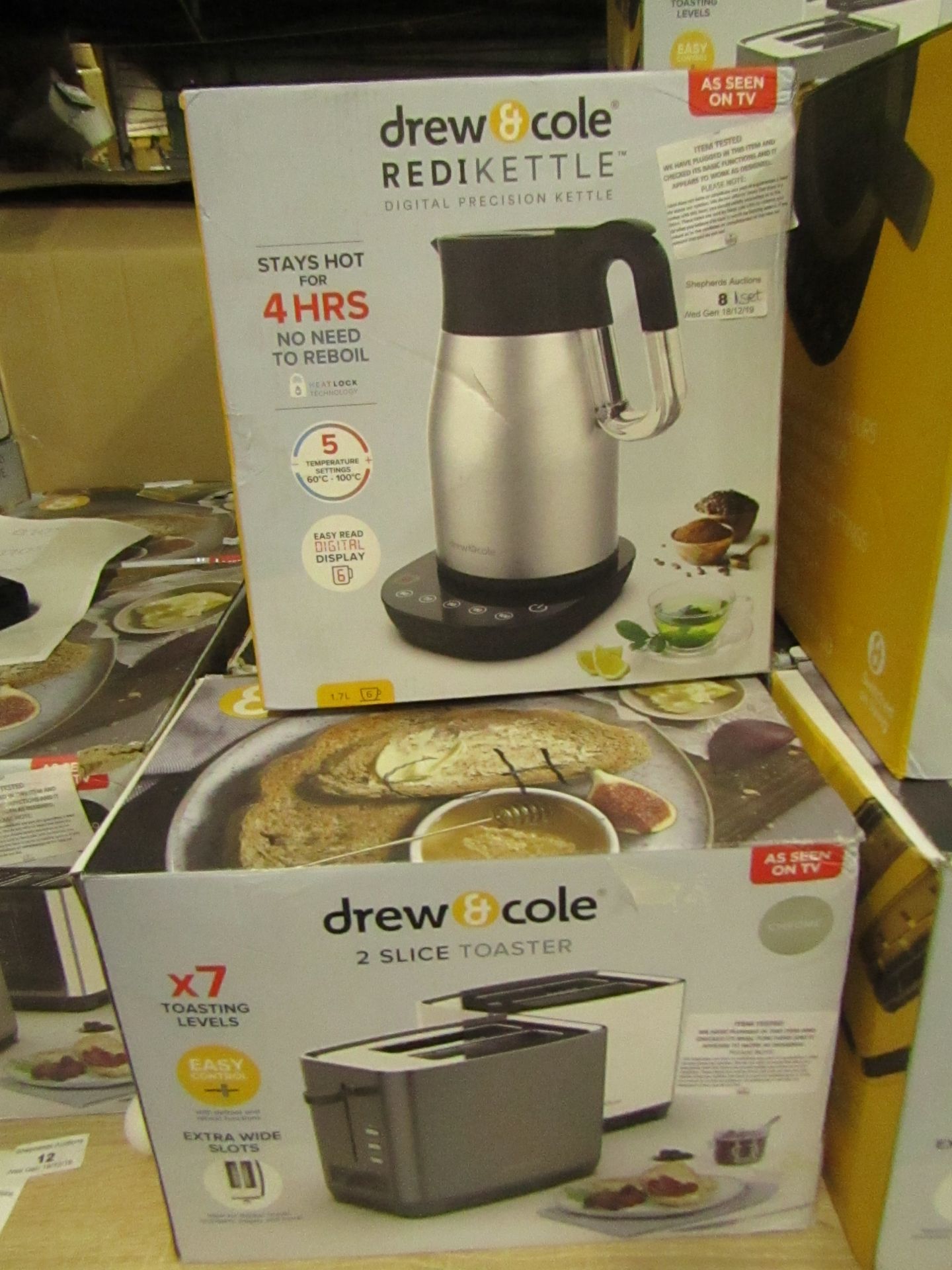 Drew and Cole chrome Redi Kettle 1.7L with a Chrome Drew and Cole 2 slice toaster, both tested