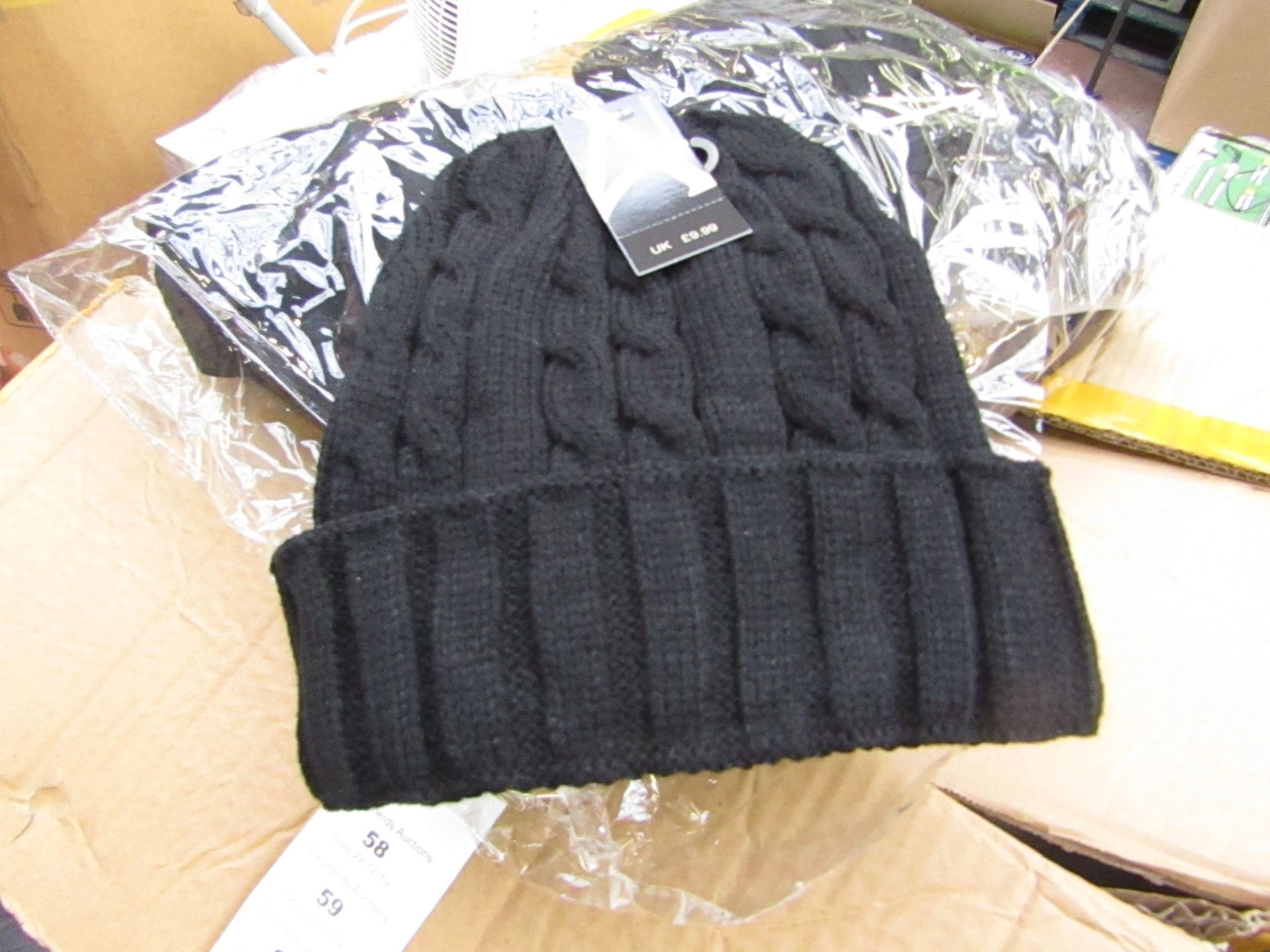 Pack of 12x Cable design Knitted Hat, new, RRP £9.99 each