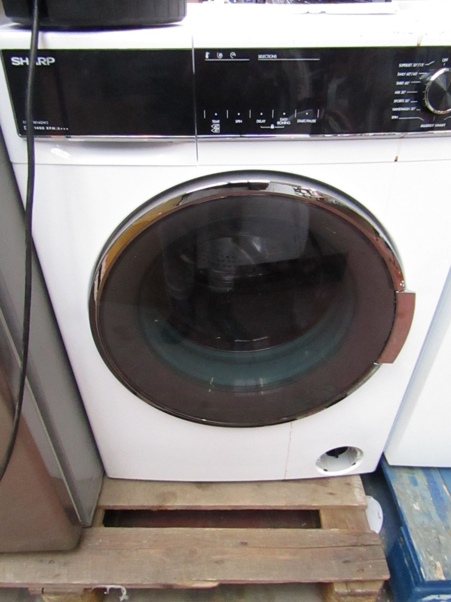 Sharp Washer Dryer ES-HDB8147W0 8 kg - White, powers on and spins. RRP Circa £450:00.