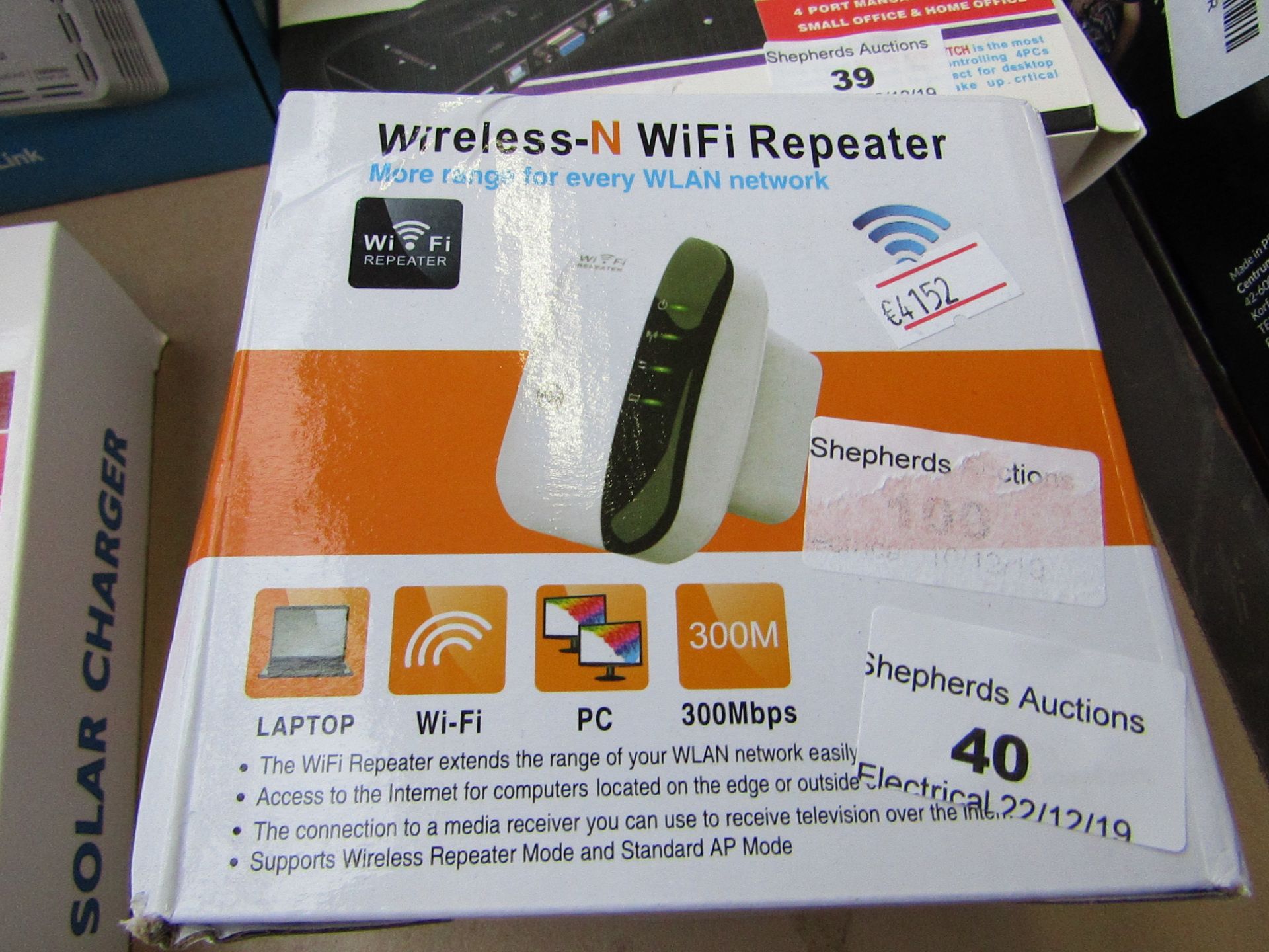 Wireless -N - WIFI Repeater untested and boxed.