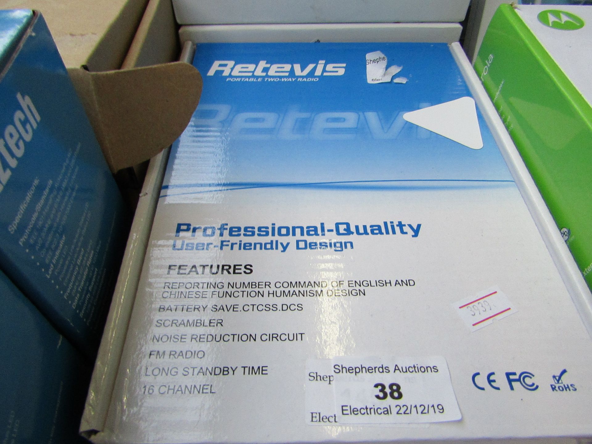 Retevis - Professional quality - Portablle two way radio, boxed, unchecked.