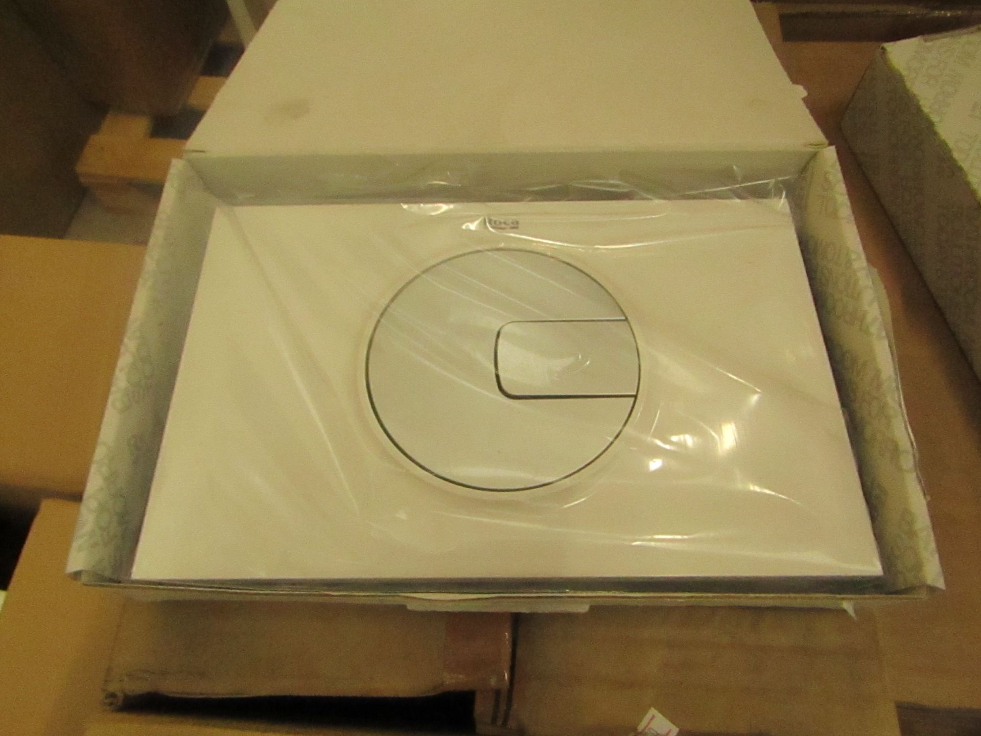 Roca PL6 Dual Combi Flush plate, new and boxed.