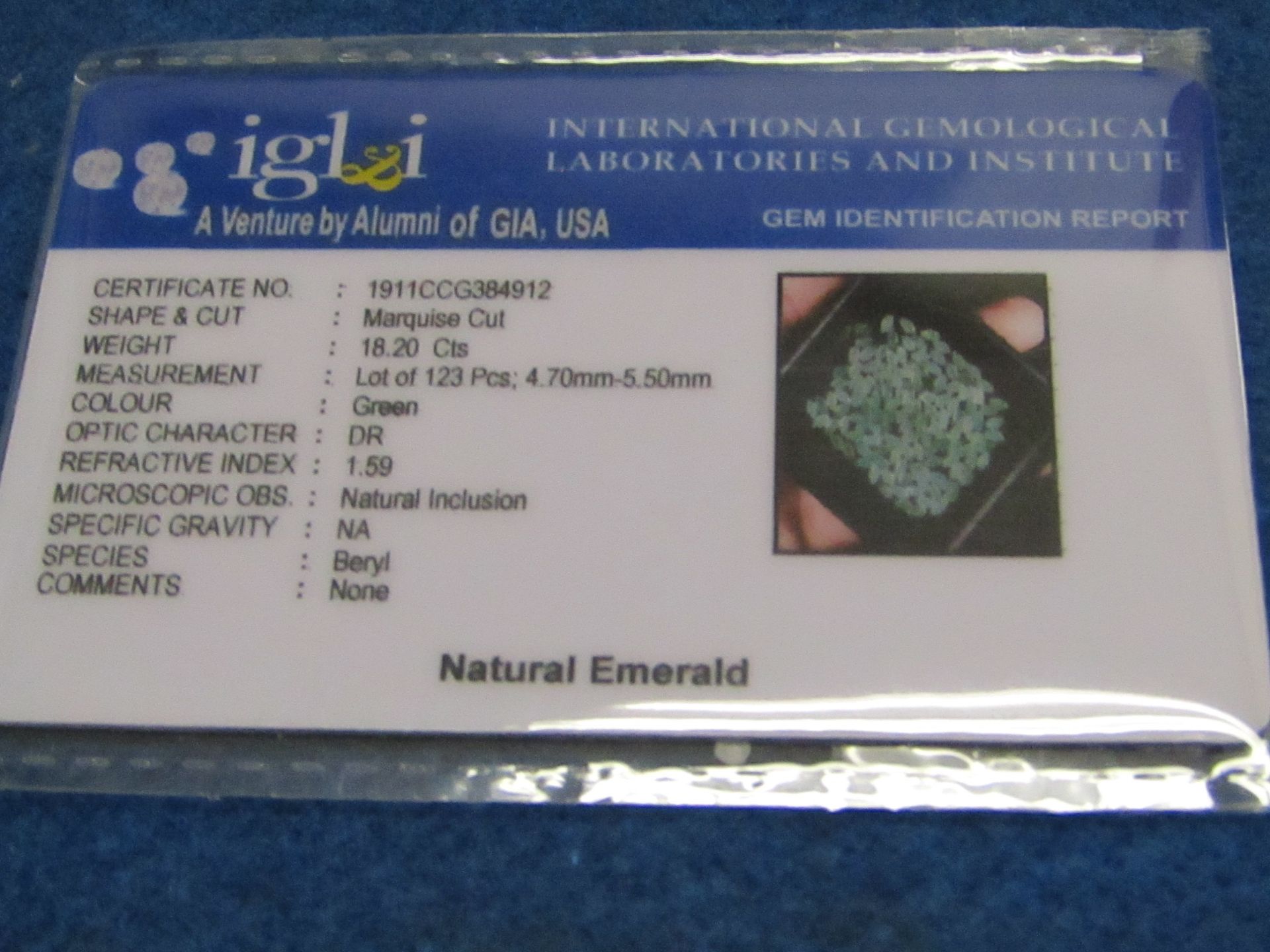 IGL&I Certified, A Company part of the GIA organisation, Natural Emeralds 18.20 carat 123 pieces, - Image 2 of 2