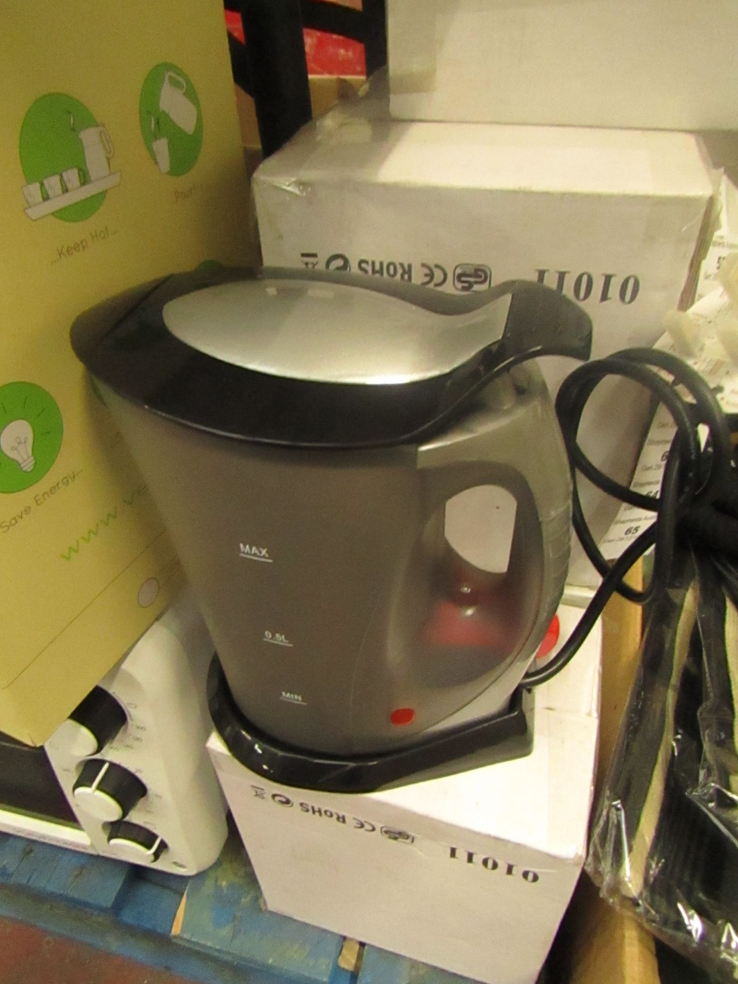 1L Travel Kettle. New & Boxed