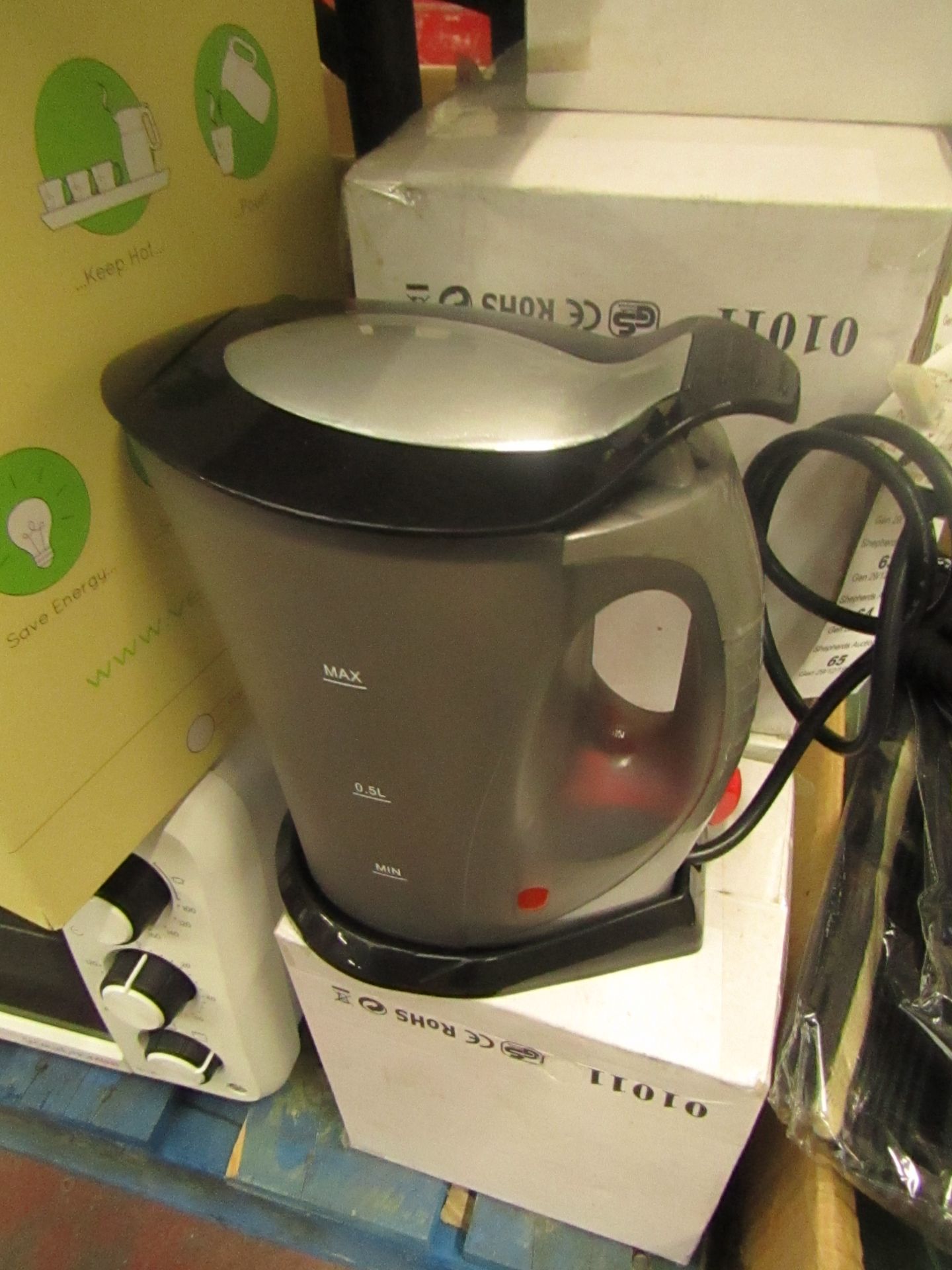 1L Travel Kettle. New & Boxed