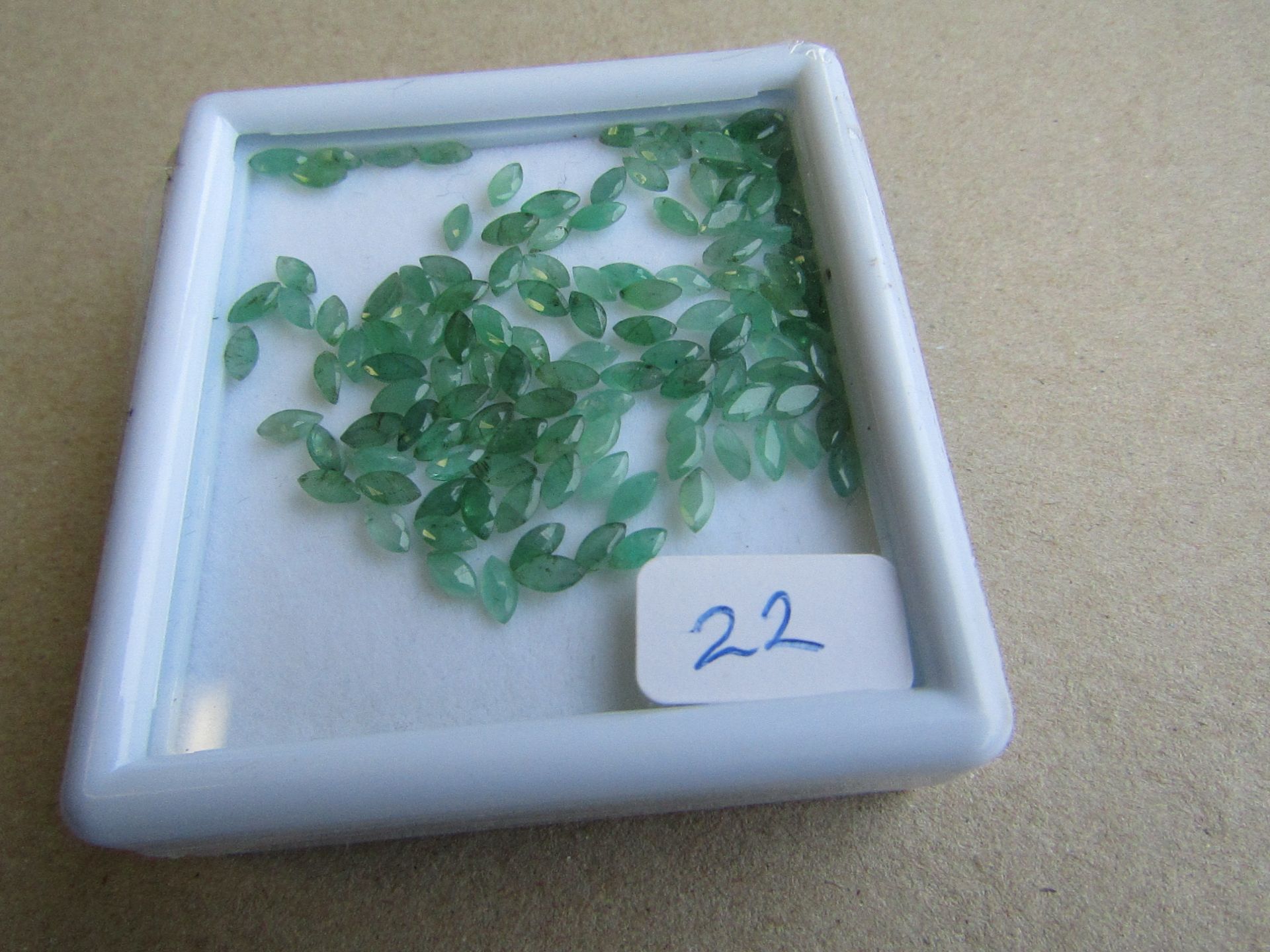 IGL&I Certified, A Company part of the GIA organisation, Natural Emeralds 18.20 carat 123 pieces,