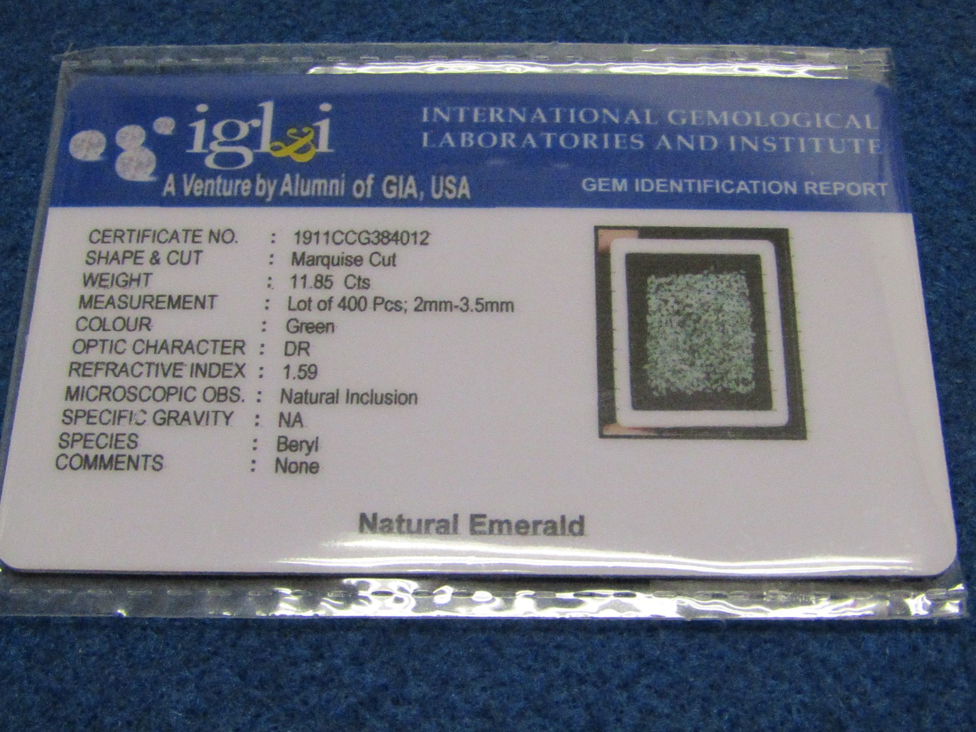 IGL&I Certified, A Company part of the GIA organisation, Natural Emeralds 11.85 carat 400 pieces, - Image 2 of 2