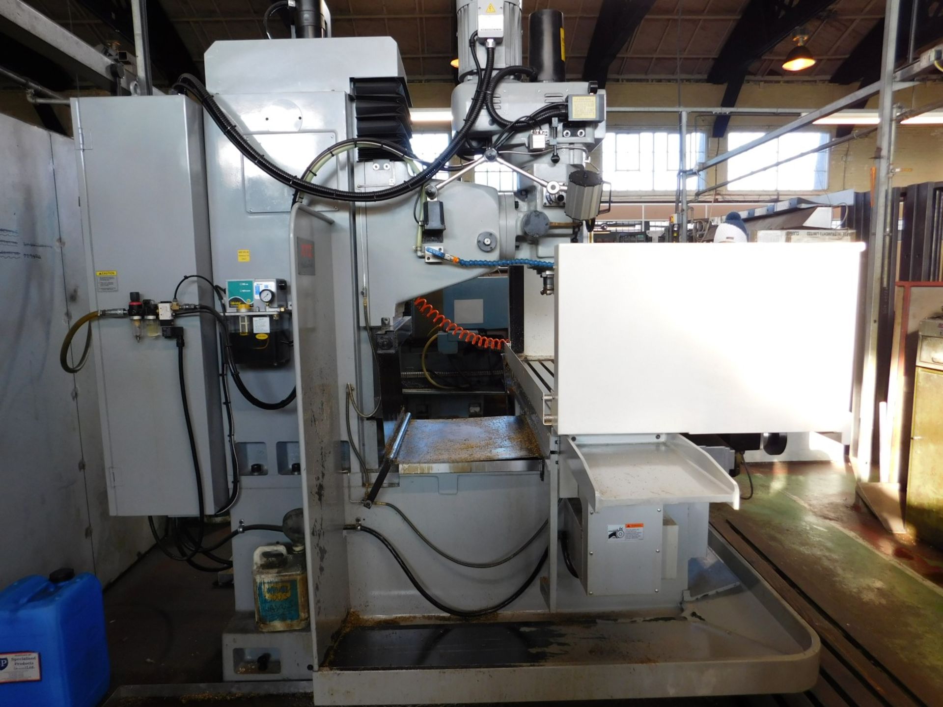 XYZ Machine Tools Type: SMX4000 turret head milling machine - Image 4 of 11