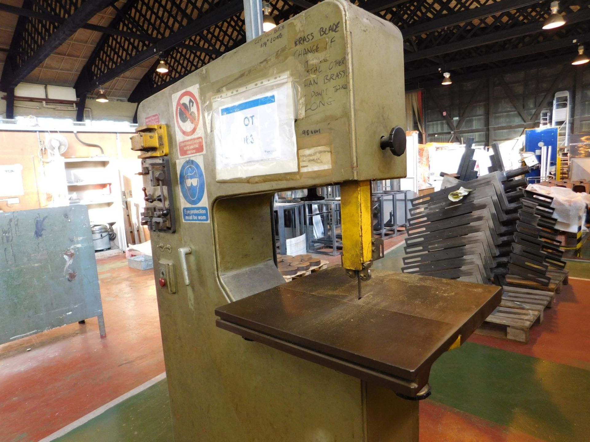 Startrite Model 19V10 continuous vertical bandsaw - Image 2 of 2