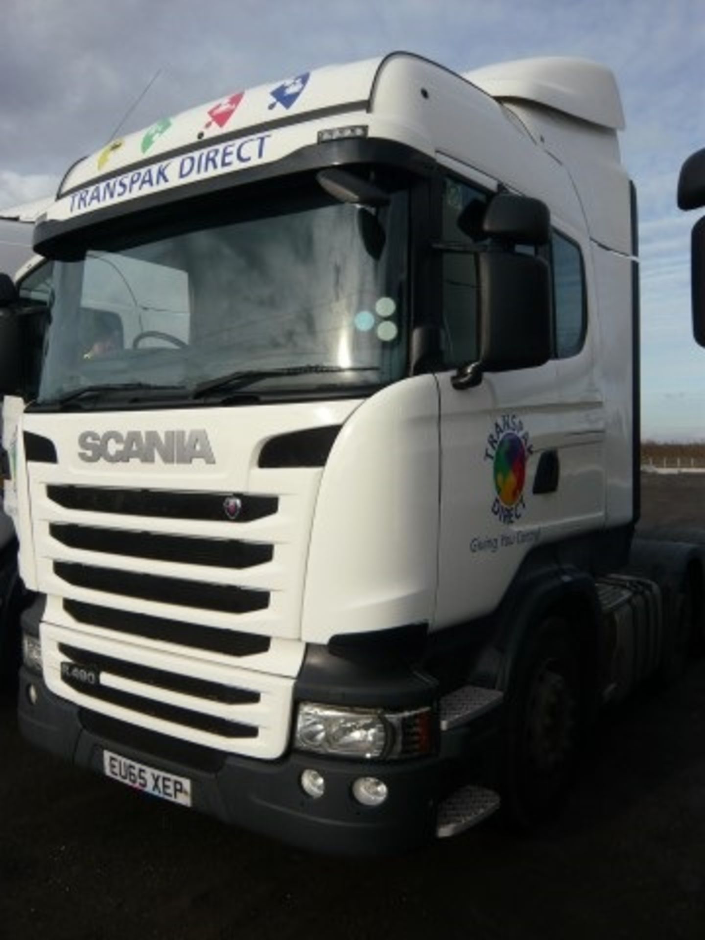 Scania model R490 LA6x2/4 MNA Highline tractor unit - Image 6 of 10