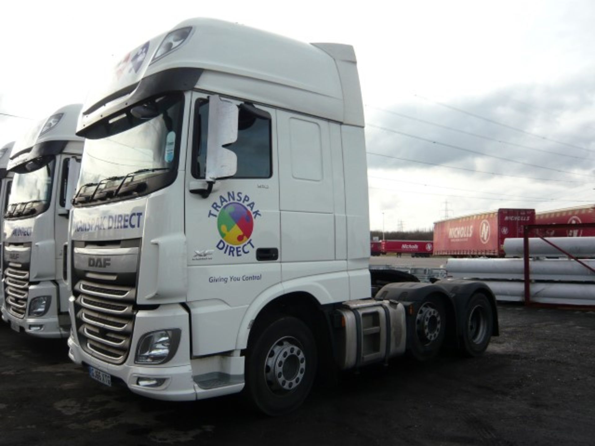 DAF FTG XF 510 6x2 Superspace cab tractor unit - Image 8 of 13