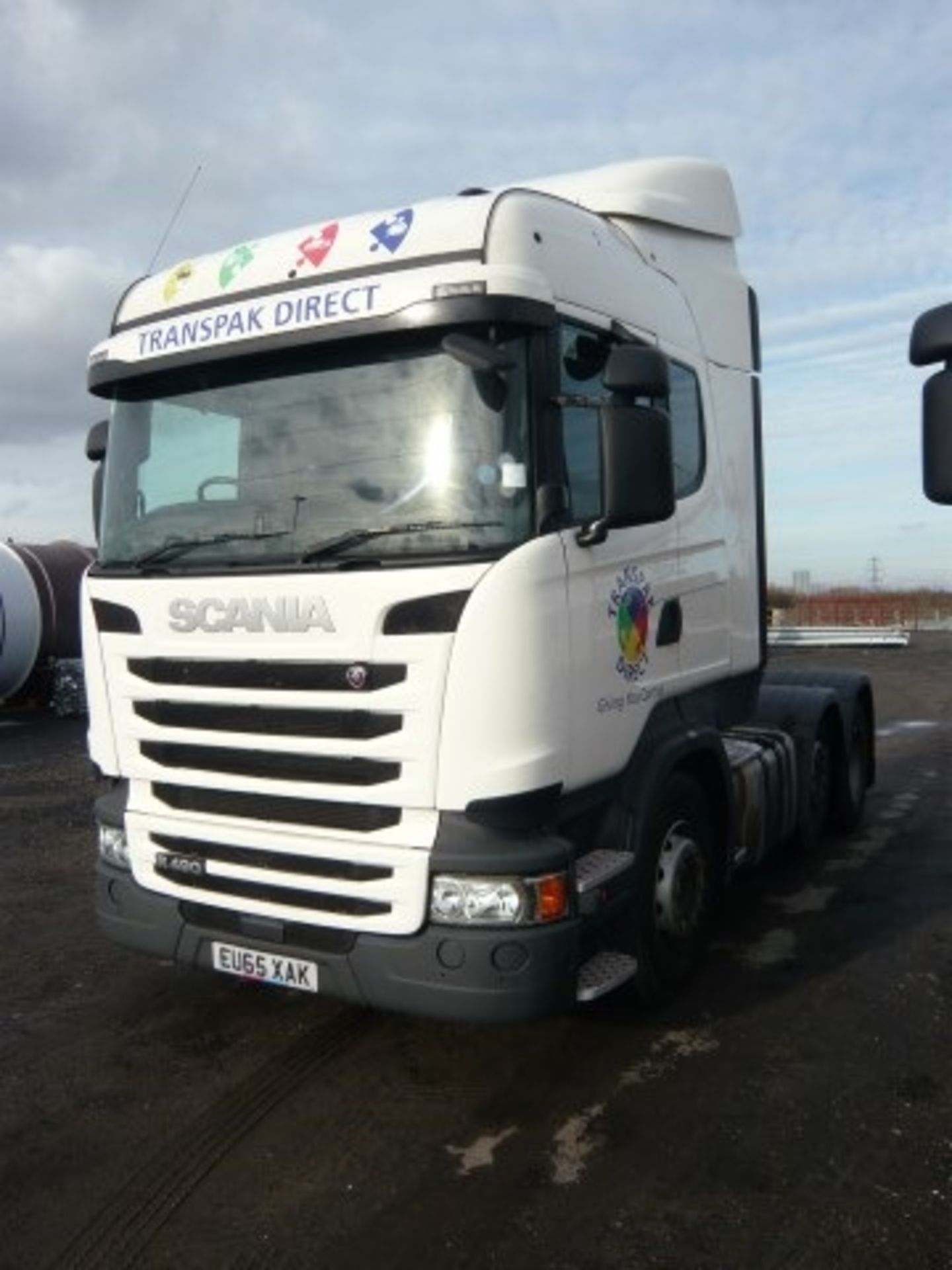 Scania model R490 LA6x2/2 MNA Highline tractor unit