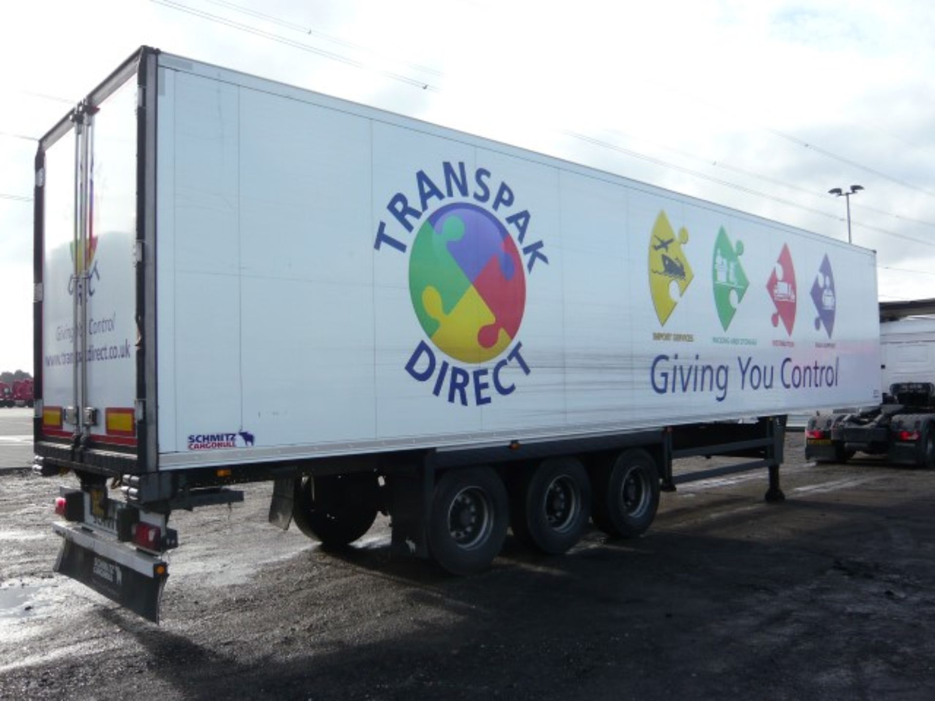 Schmitz Cargobull tri-axle refrigerated trailer - Image 2 of 9