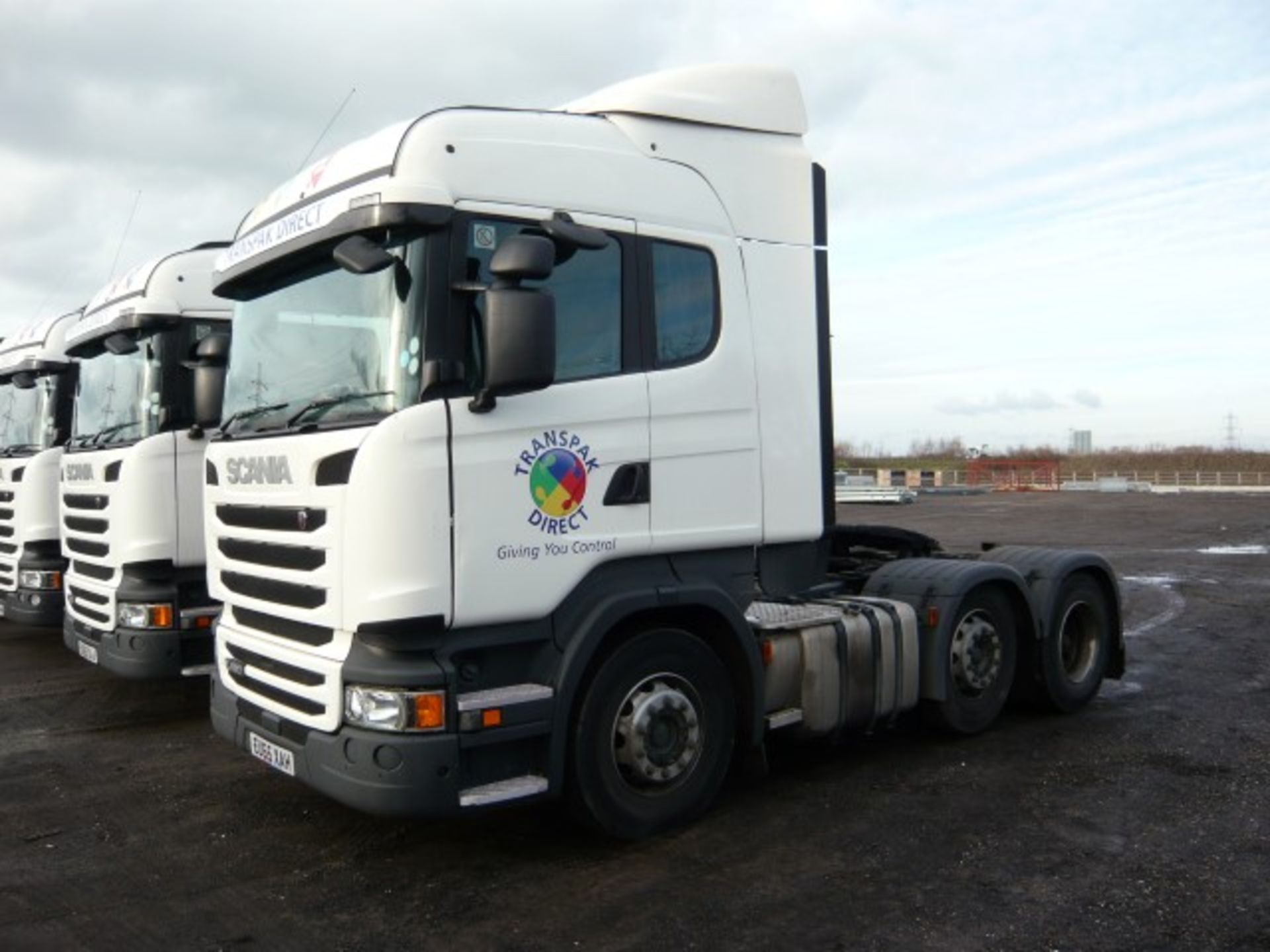 Scania model R490 LA6x2/2 MNA Highline tractor unit - Image 7 of 11