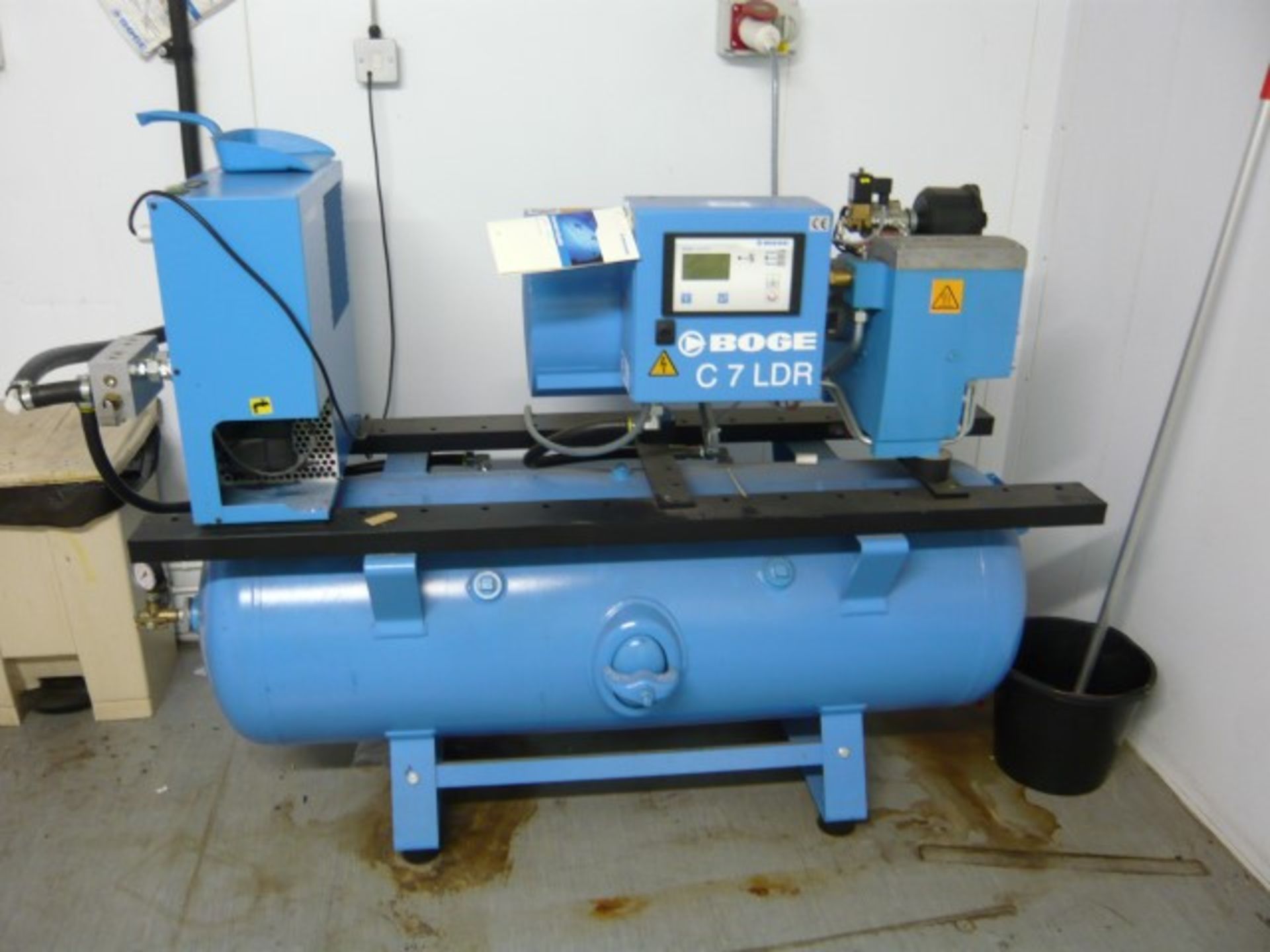 Boge model C7LDR-270 air compressor on reciever