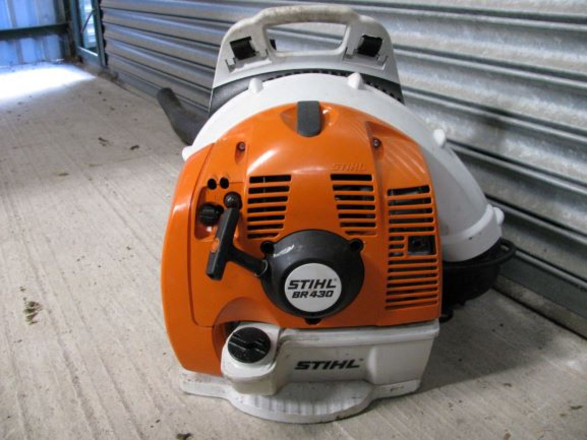 Stihl BR430 petrol back pack leaf blower - Image 2 of 2
