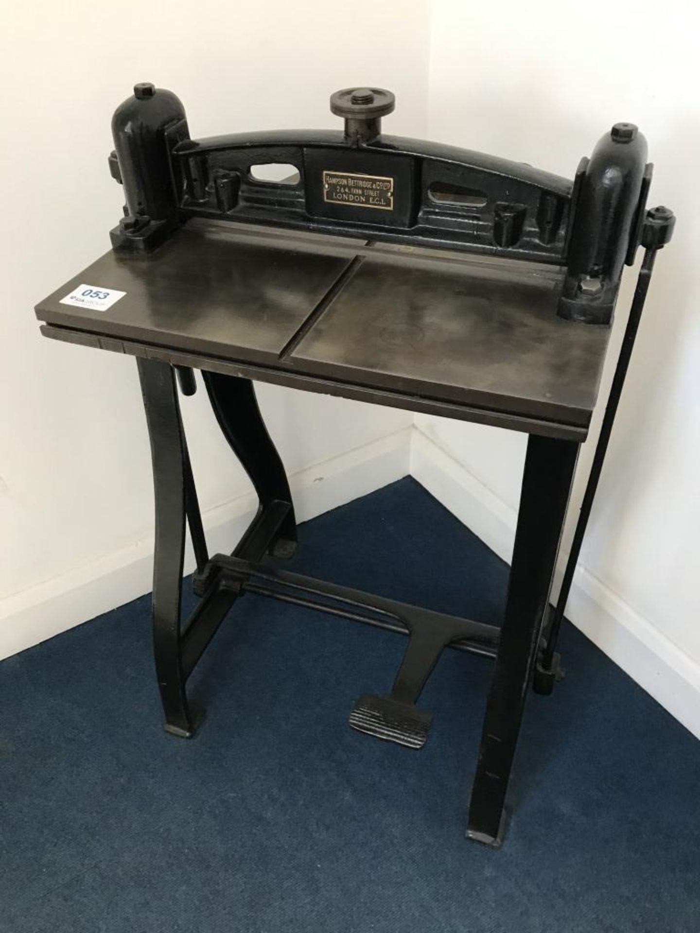 Hampson Bettridge treadle operated creaser No. 114 - Image 3 of 3