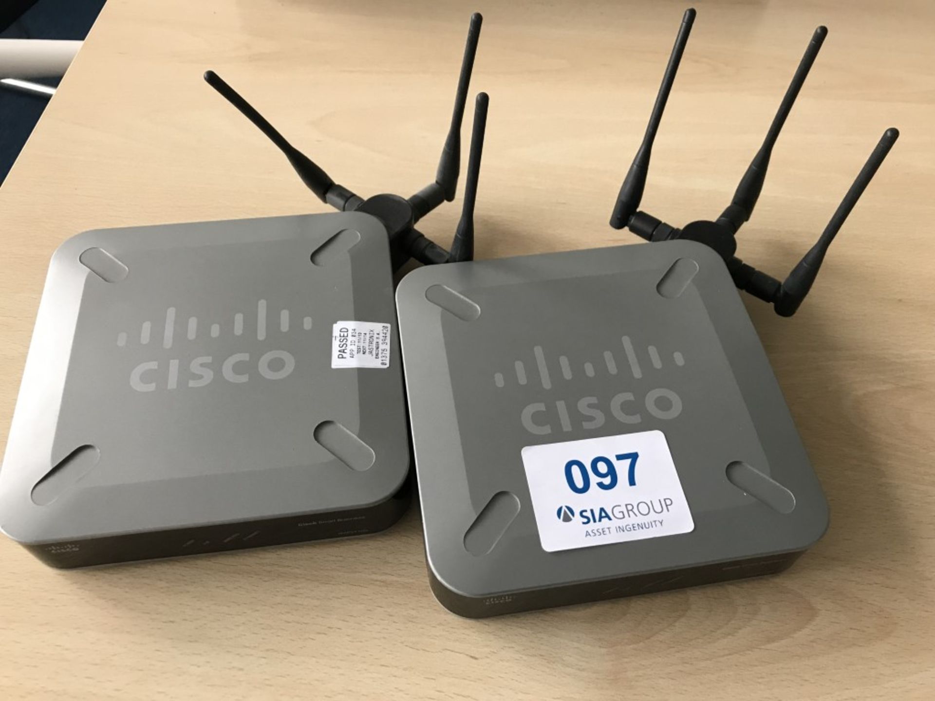 (2) Cisco Small Business Wireless Access Point