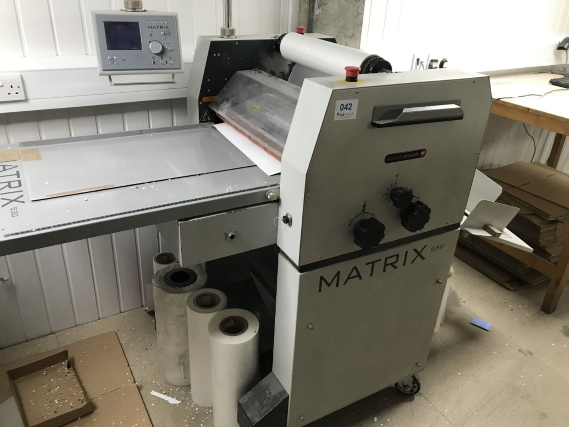 Innovate Matrix 530 temperature controlled laminator