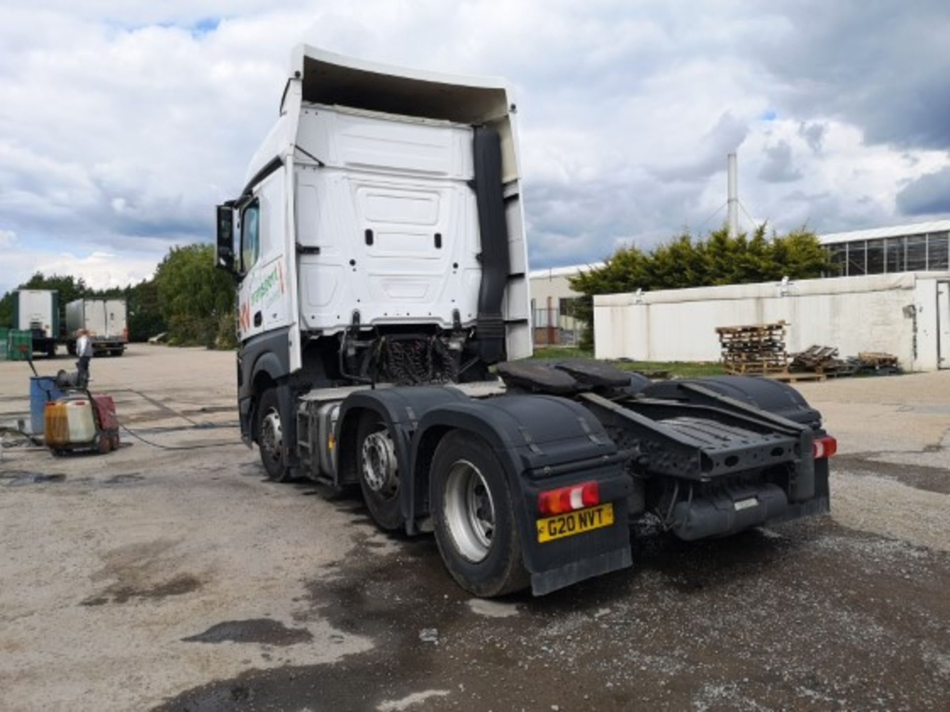 Mercedes Benz Actros 2548 LSVLA 6X2 Flat Floor Mid-Lift Euro 6 Classic Space S cab 2.5m - Image 3 of 8