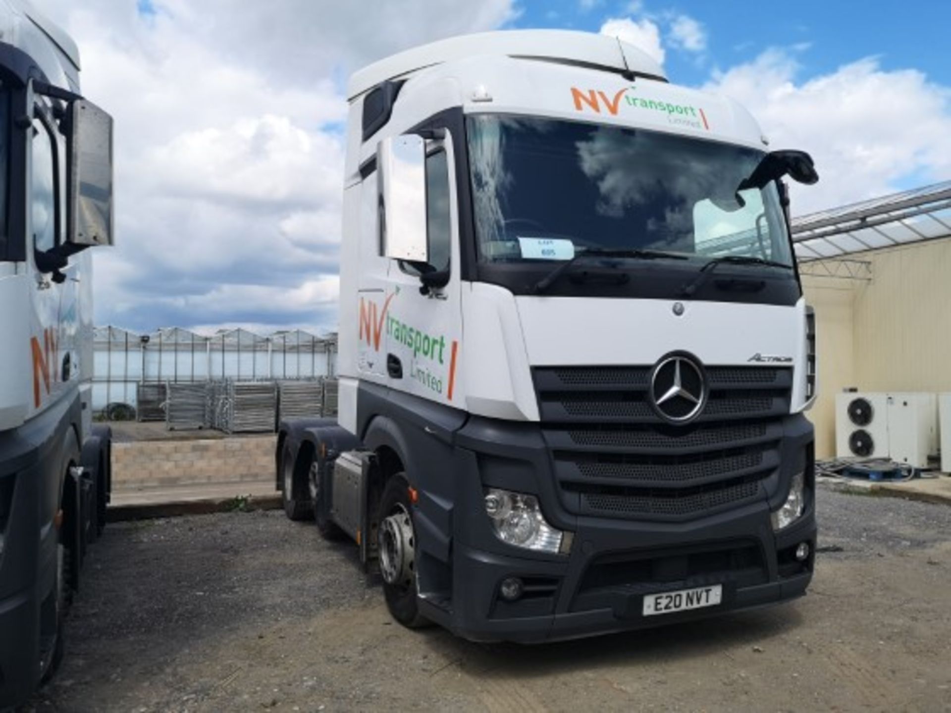 Mercedes Benz Actros 2548 LSVLA 6X2 Flat Floor Mid-Lift Euro 6 Classic Space S cab 2.5m