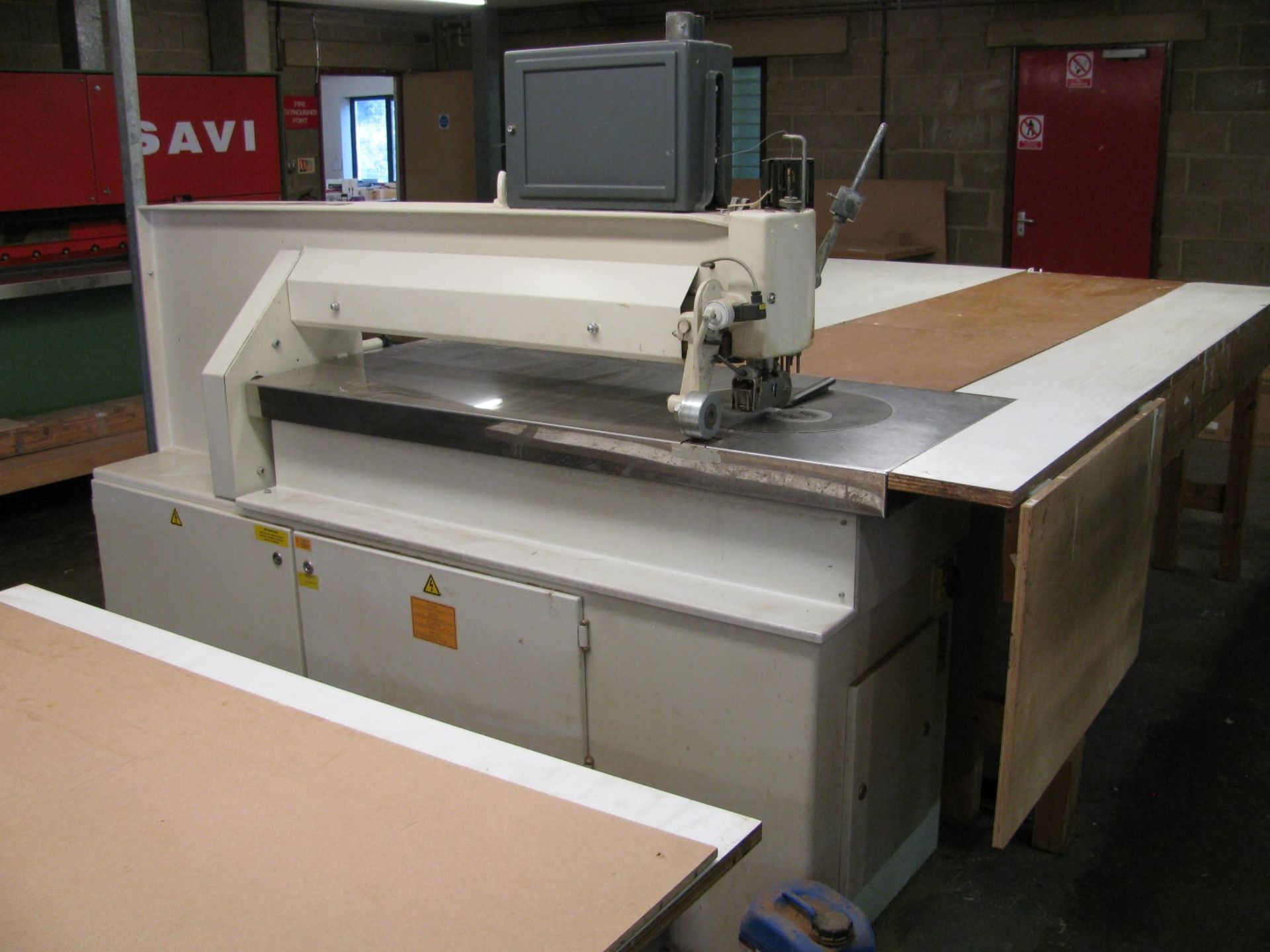 Kuper FW1150 veneer stitcher - Image 4 of 4