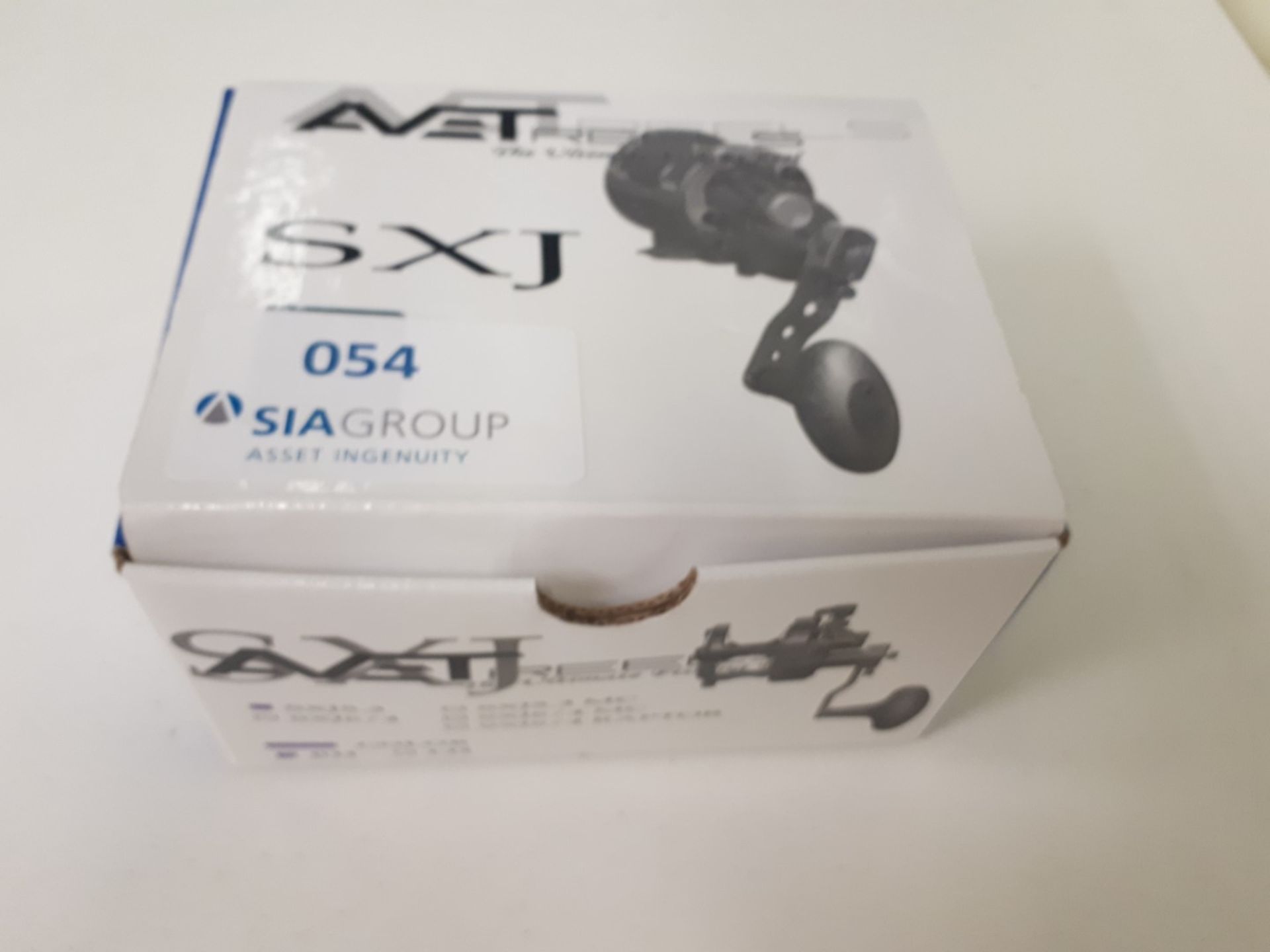 Avet SXJ 5.3 Multiplier Reel