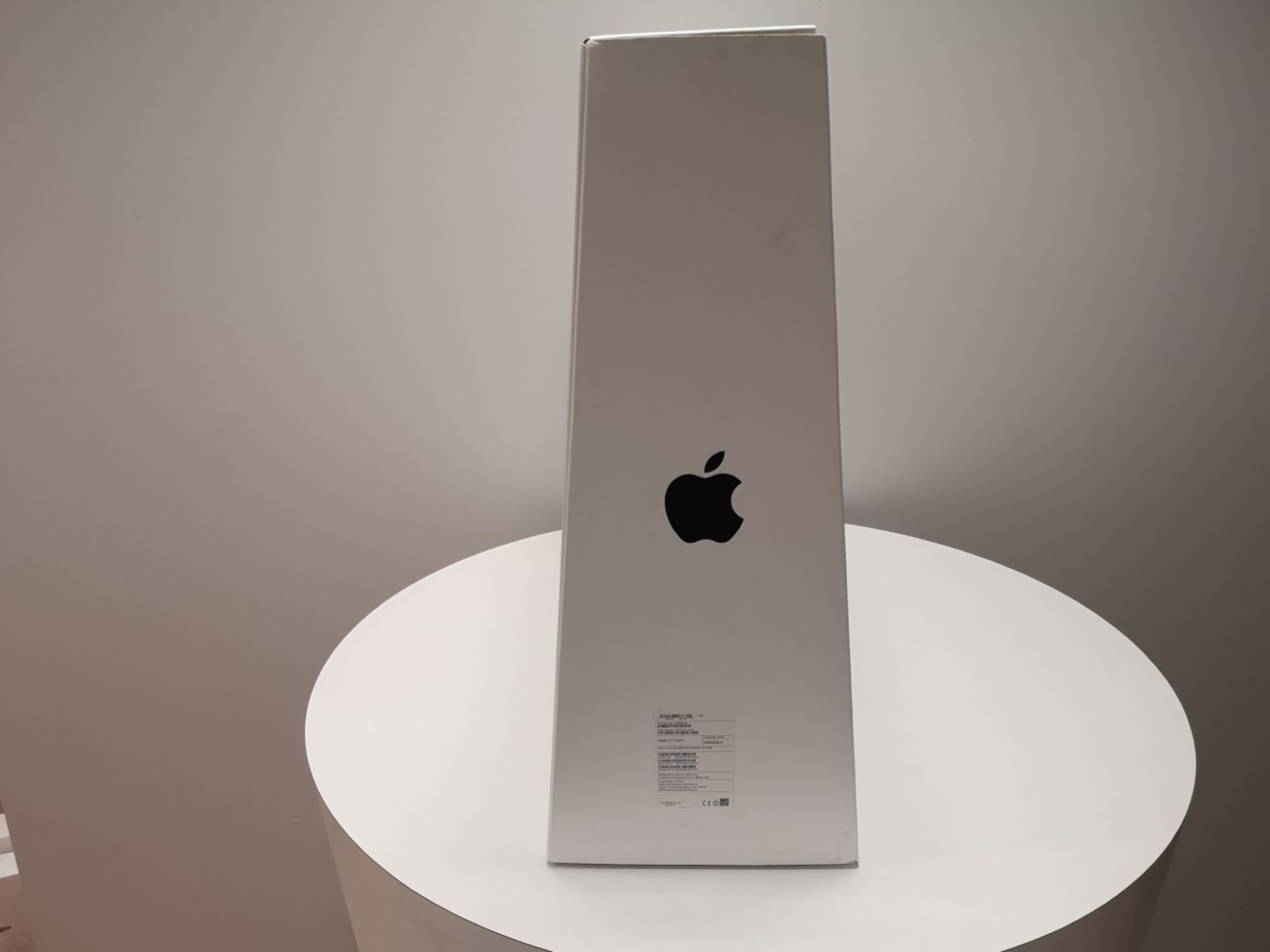 Apple iMac 27" with retina 5K Display (Ex-Demo) - Image 5 of 5
