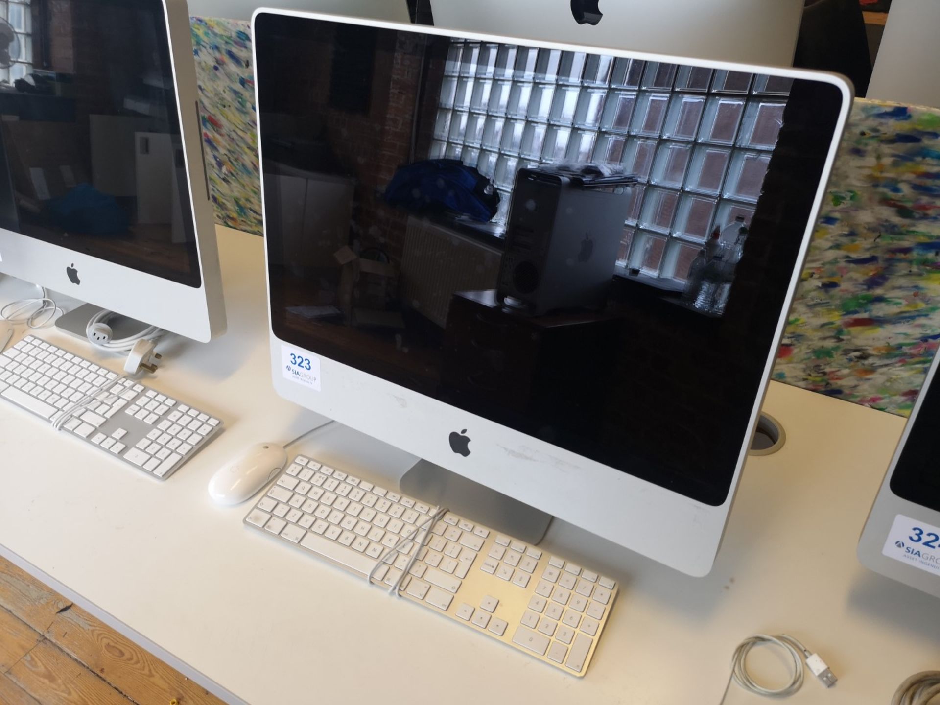 Apple iMac "Core 2 Duo" 2.66 24-Inch (Early 2009) - Image 2 of 2