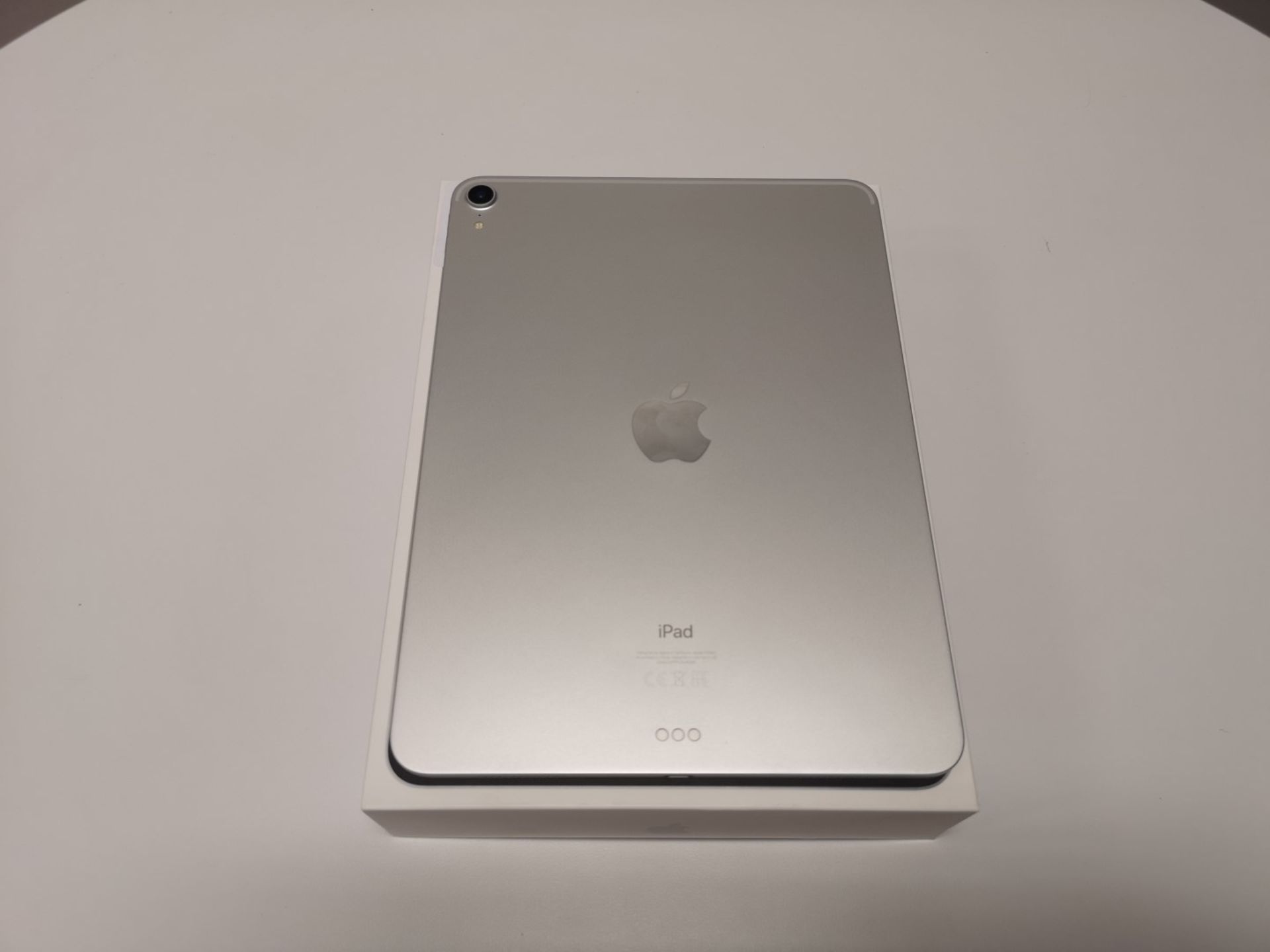 Apple iPad Pro 11" 64GB with Retina Display (Wi-Fi Only, Ex-Demo) - Image 5 of 7