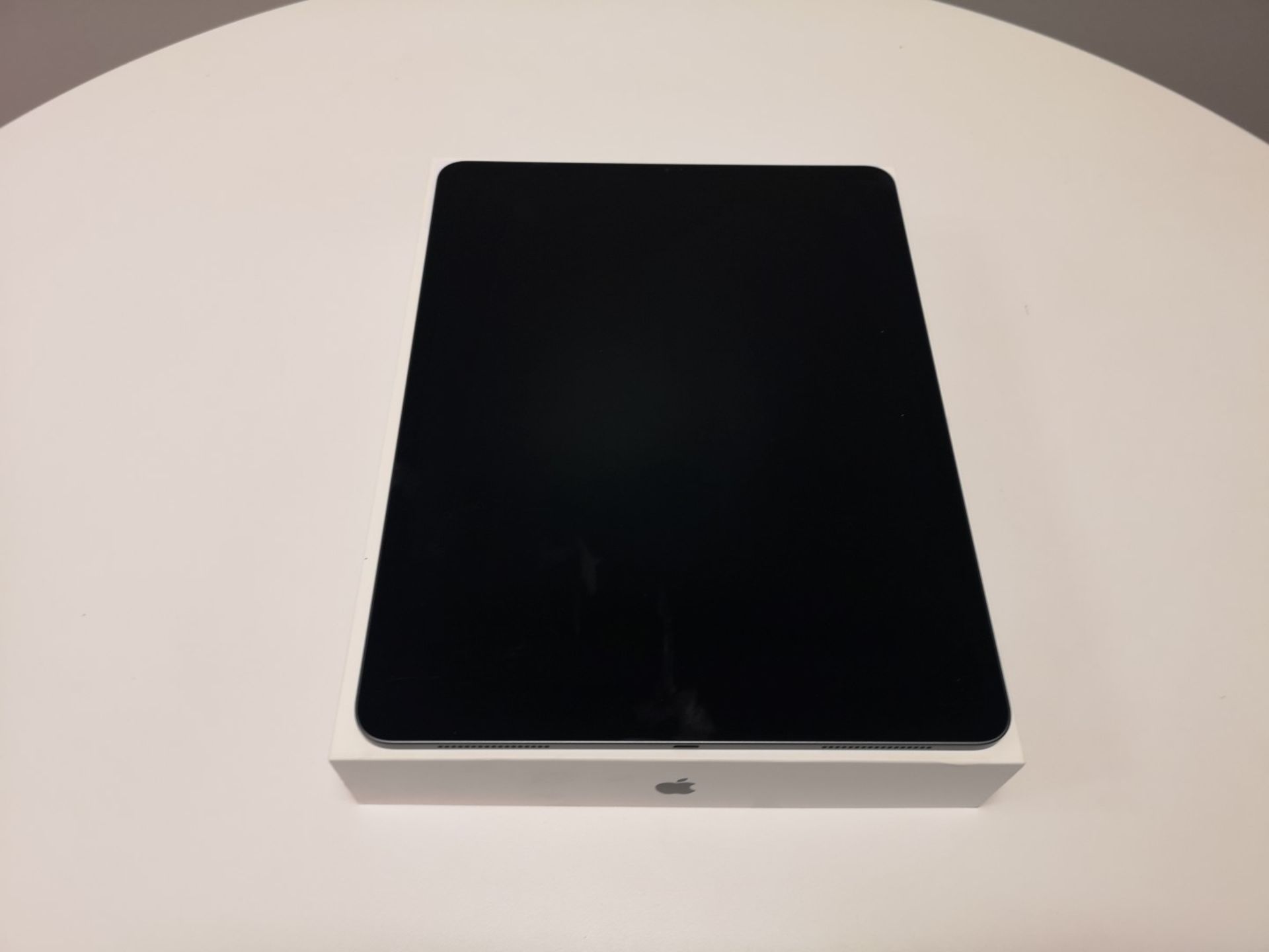 Apple iPad Pro 12.9" 64GB with Retina Display (Wi-Fi Only, Ex-Demo) - Image 3 of 6