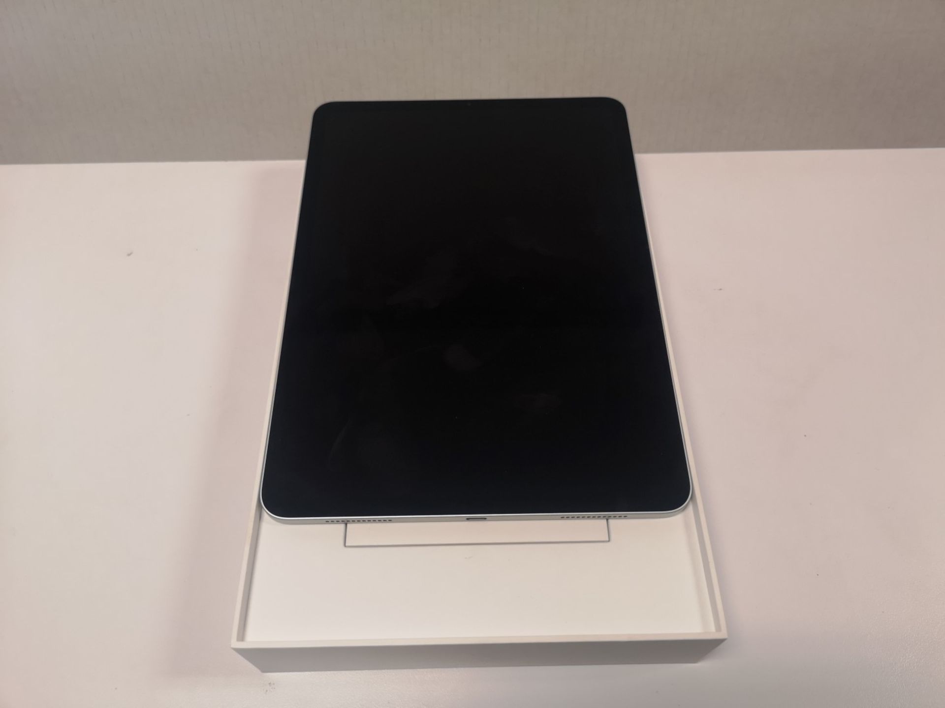 Apple iPad Pro 11" 64GB (Wi-Fi Only, Ex-Demo) - Image 4 of 4