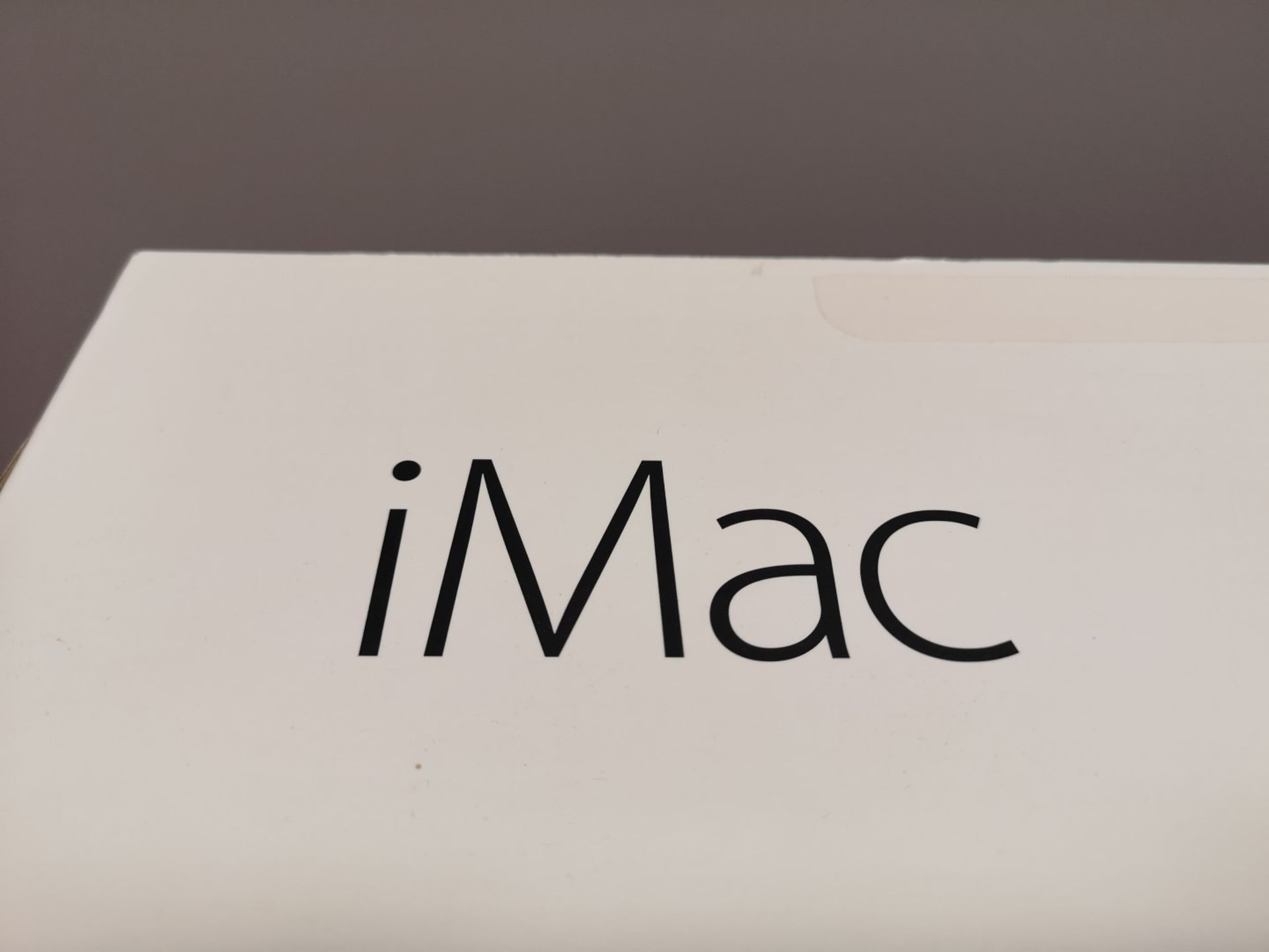 Apple iMac 27" with retina 5K Display (Ex-Demo) - Image 2 of 5