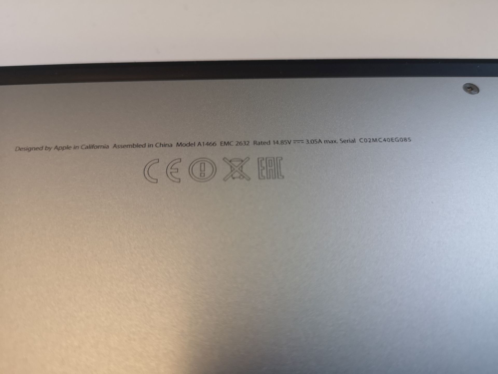 Apple MacBook Air "Core i5" 1.4 13" (Early 2014) - Image 3 of 3