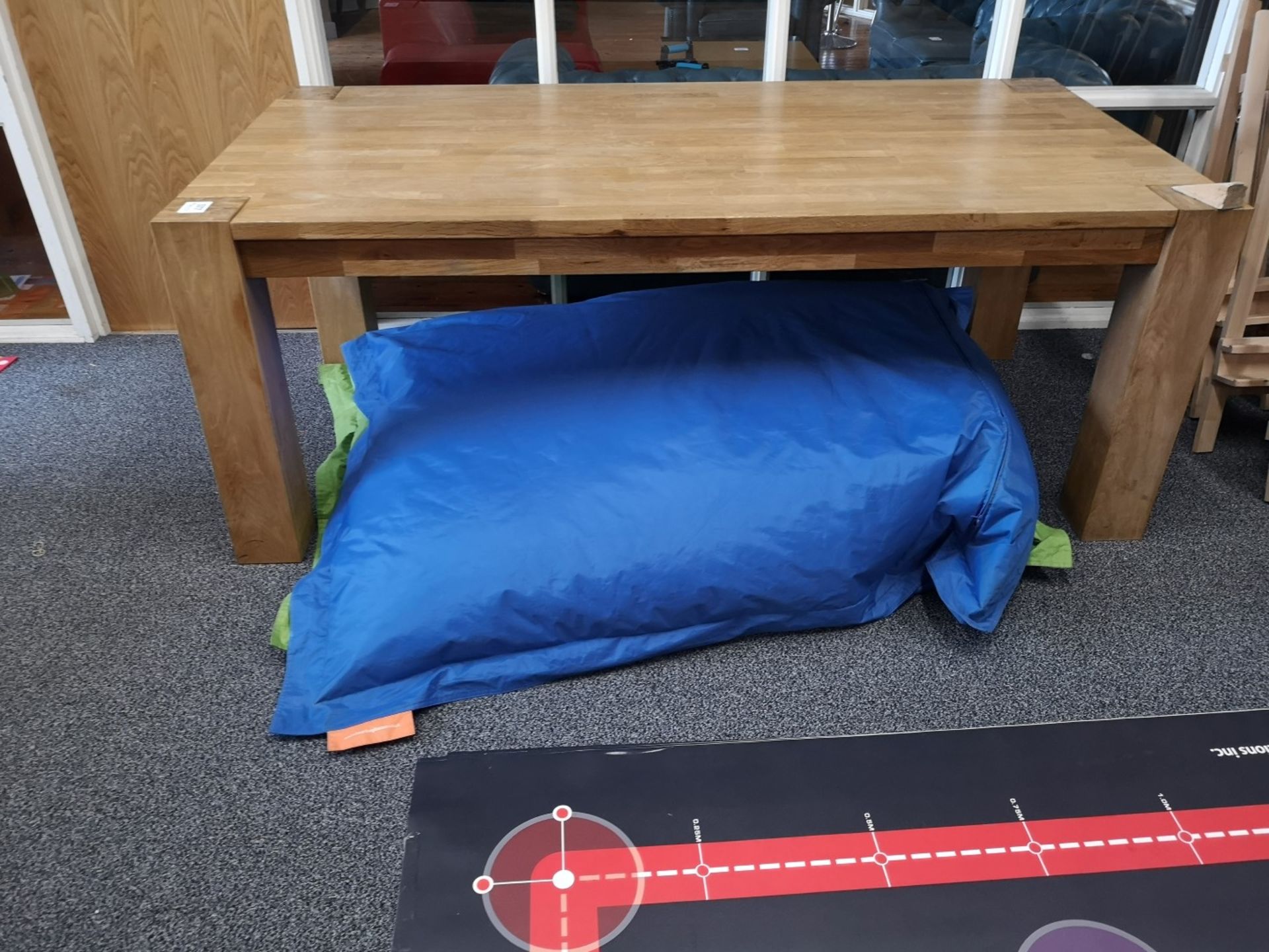 Hardwood Oak Table (approx 2M x 1M) plus Two Large Bean Bags - Image 2 of 3