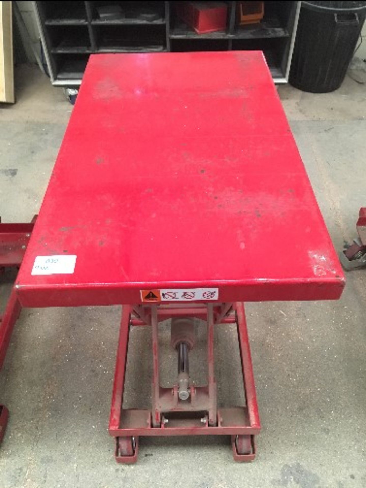 Clarke HTL300 300kg Hydraulic Lifting Table