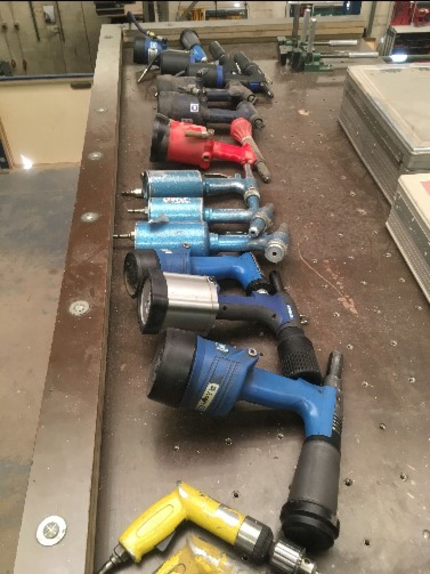 (14) Various Air Tools