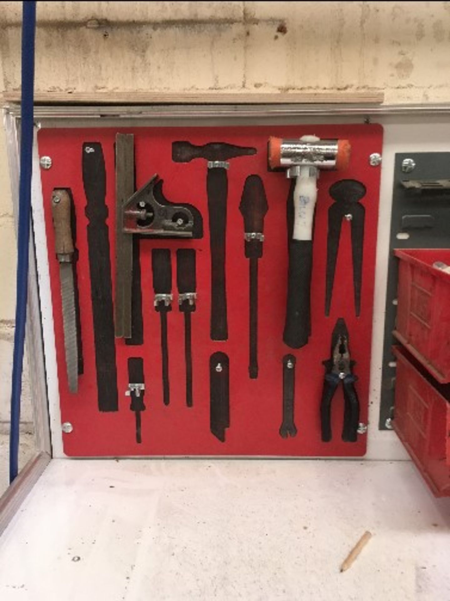 Mobile Workbench & Contents - Image 4 of 4