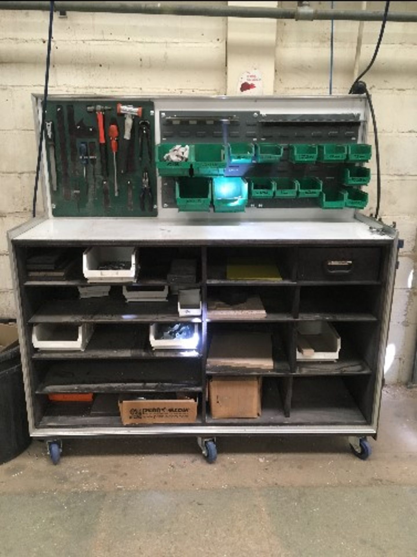 Mobile Workbench & Contents