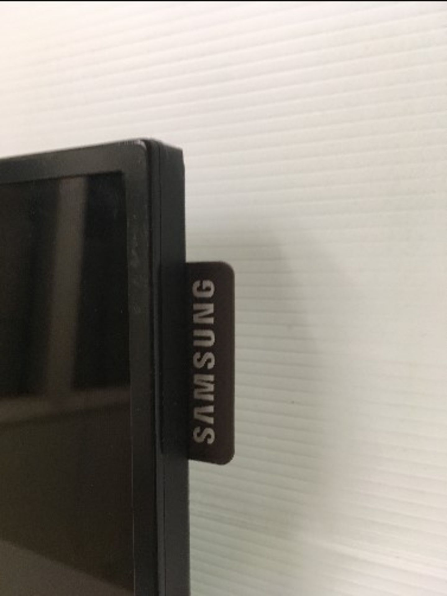 Samsung UE55D UE-D Series 55" Edge-Lit LED Display - Image 4 of 4