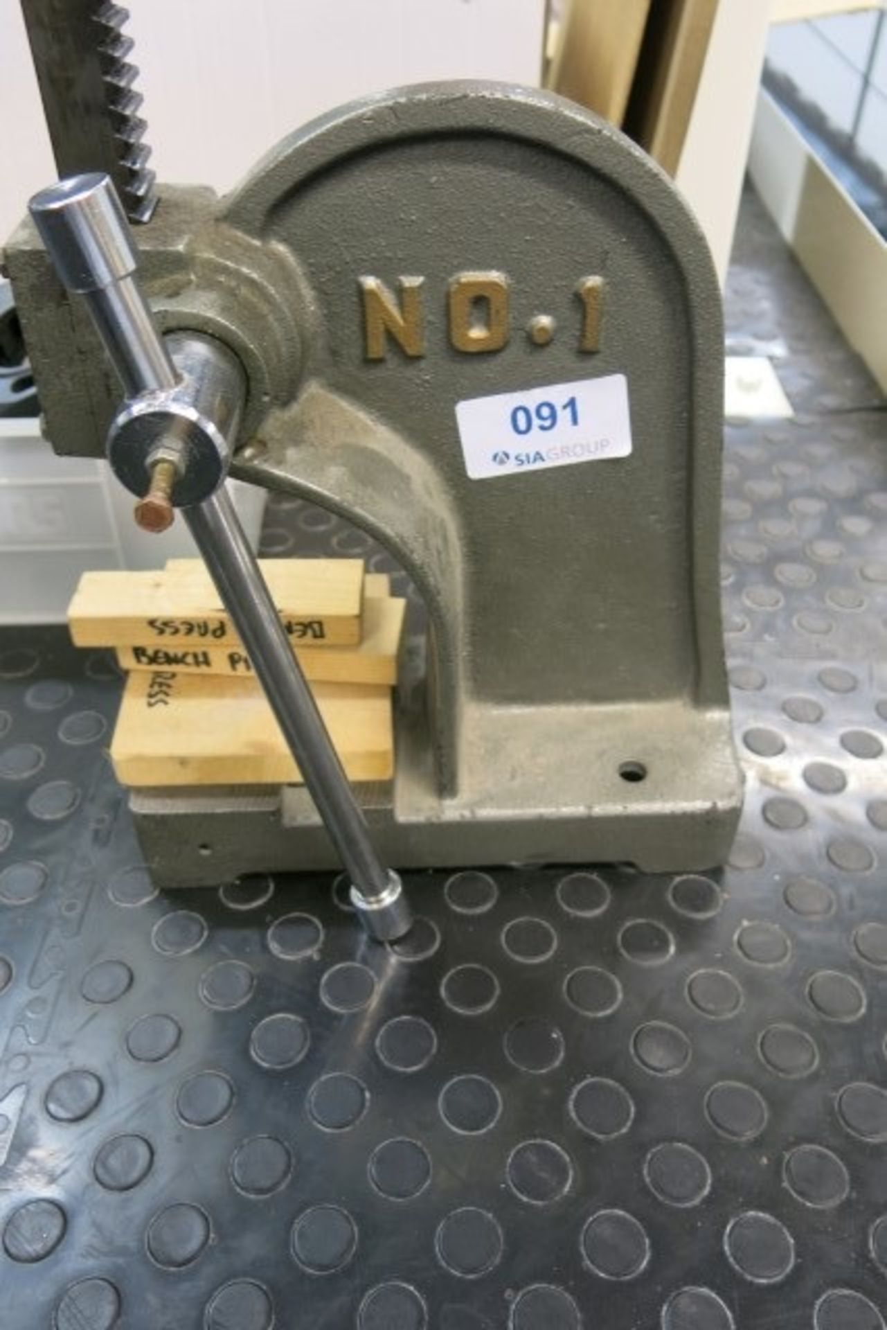 No 1 manual arbor press