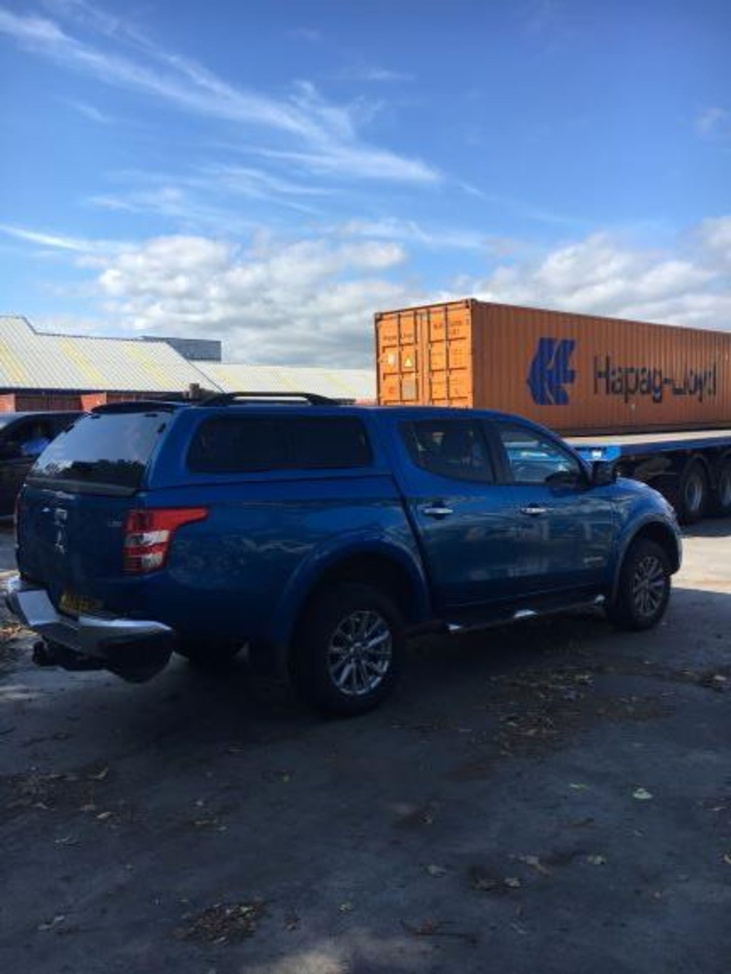 Mitsubishi L200 DCB Di-D Warrior Diesel Auto twin cab pickup with hard top Registration No. HV16 EDK - Image 5 of 10