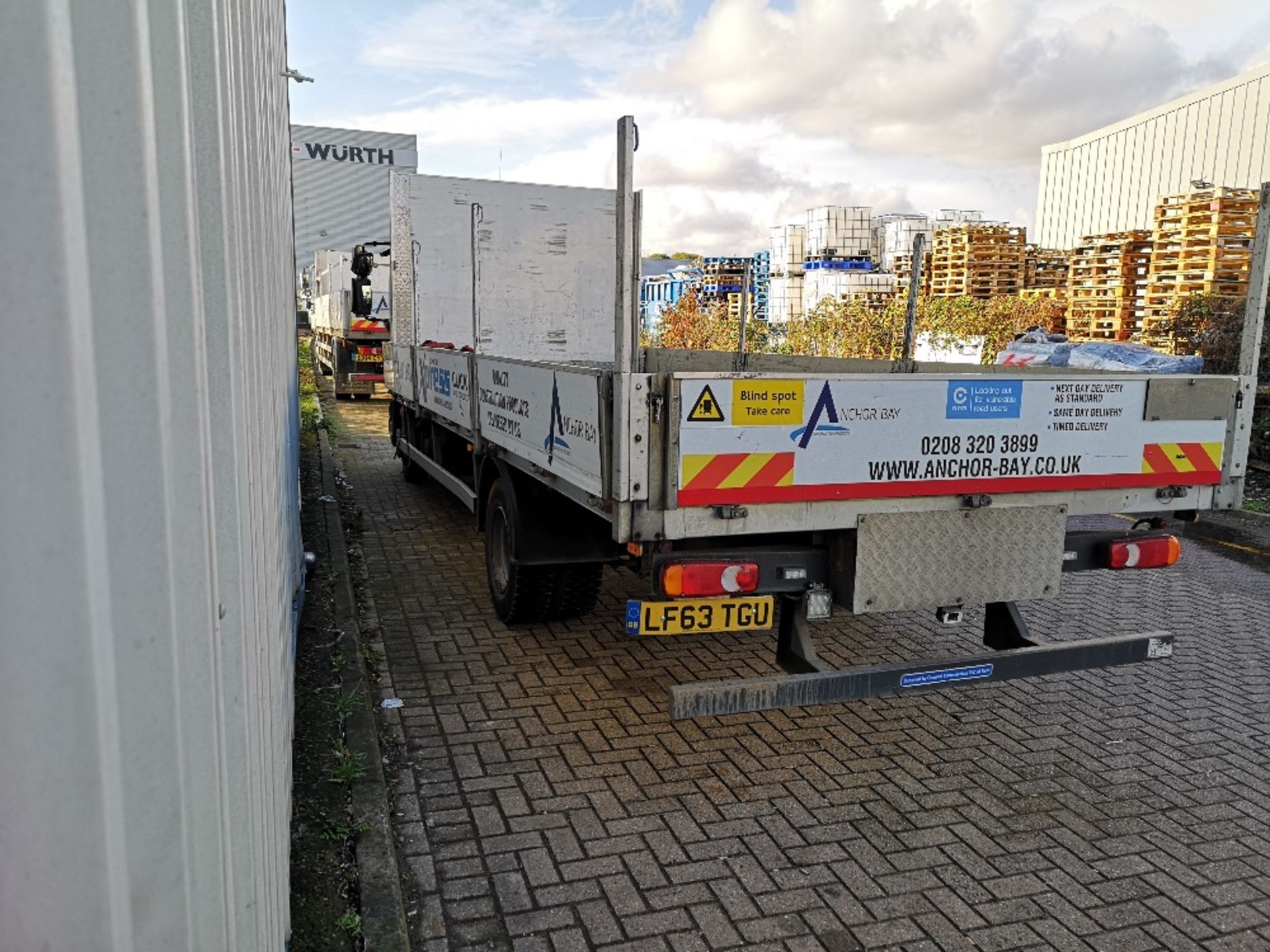 DAF LF45.180 day cab 7.5t dropside truck, Registration No. LF63 TGU - Image 6 of 14