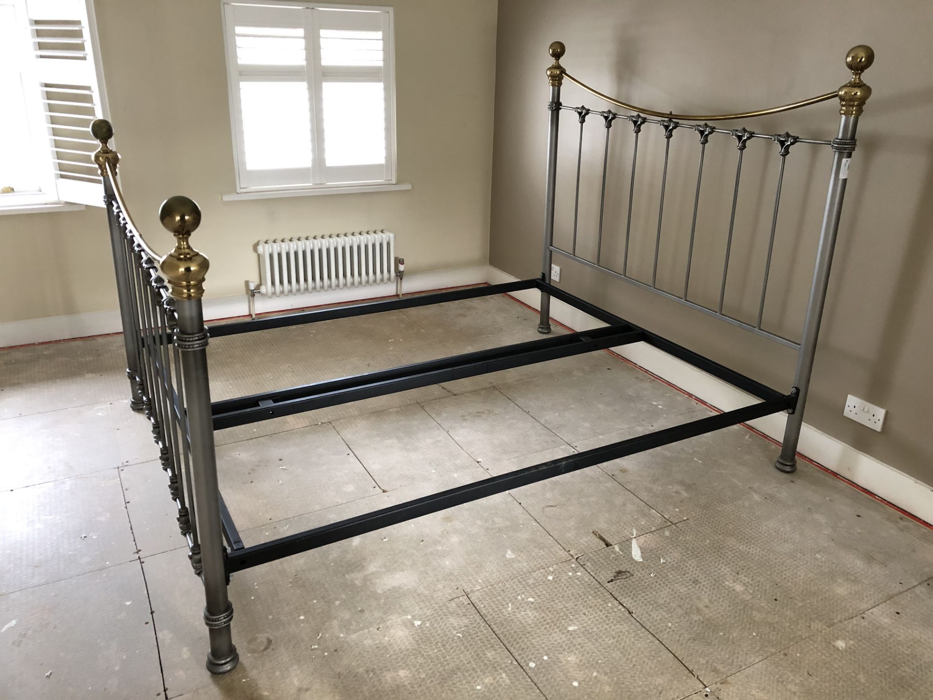 Brass King Size Bedframe - Image 2 of 2